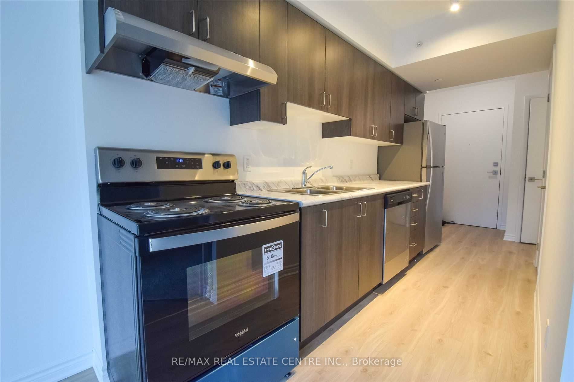 1 Falaise Rd, #207