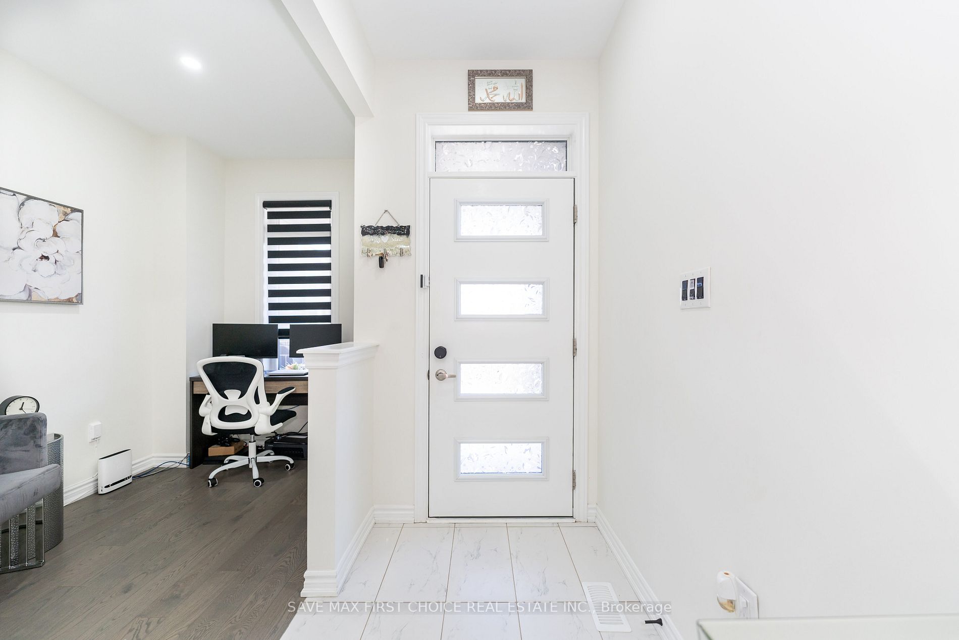 44 Broden Cres