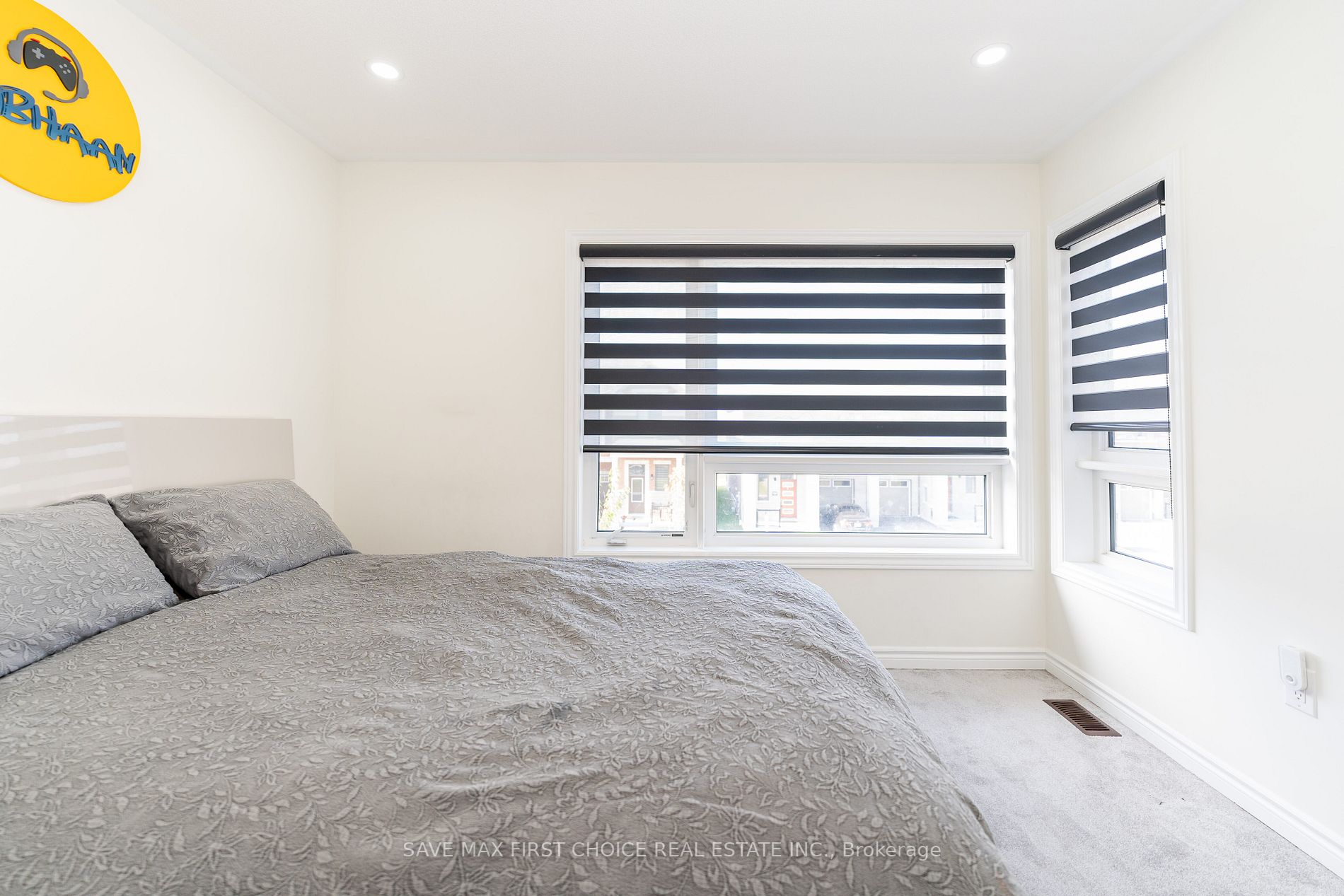 44 Broden Cres