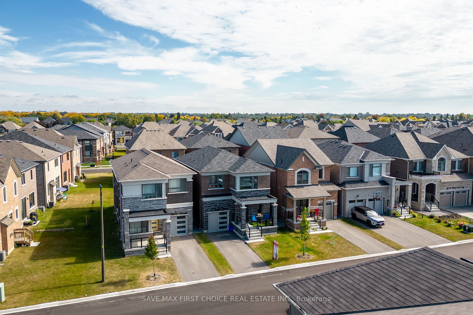 44 Broden Cres