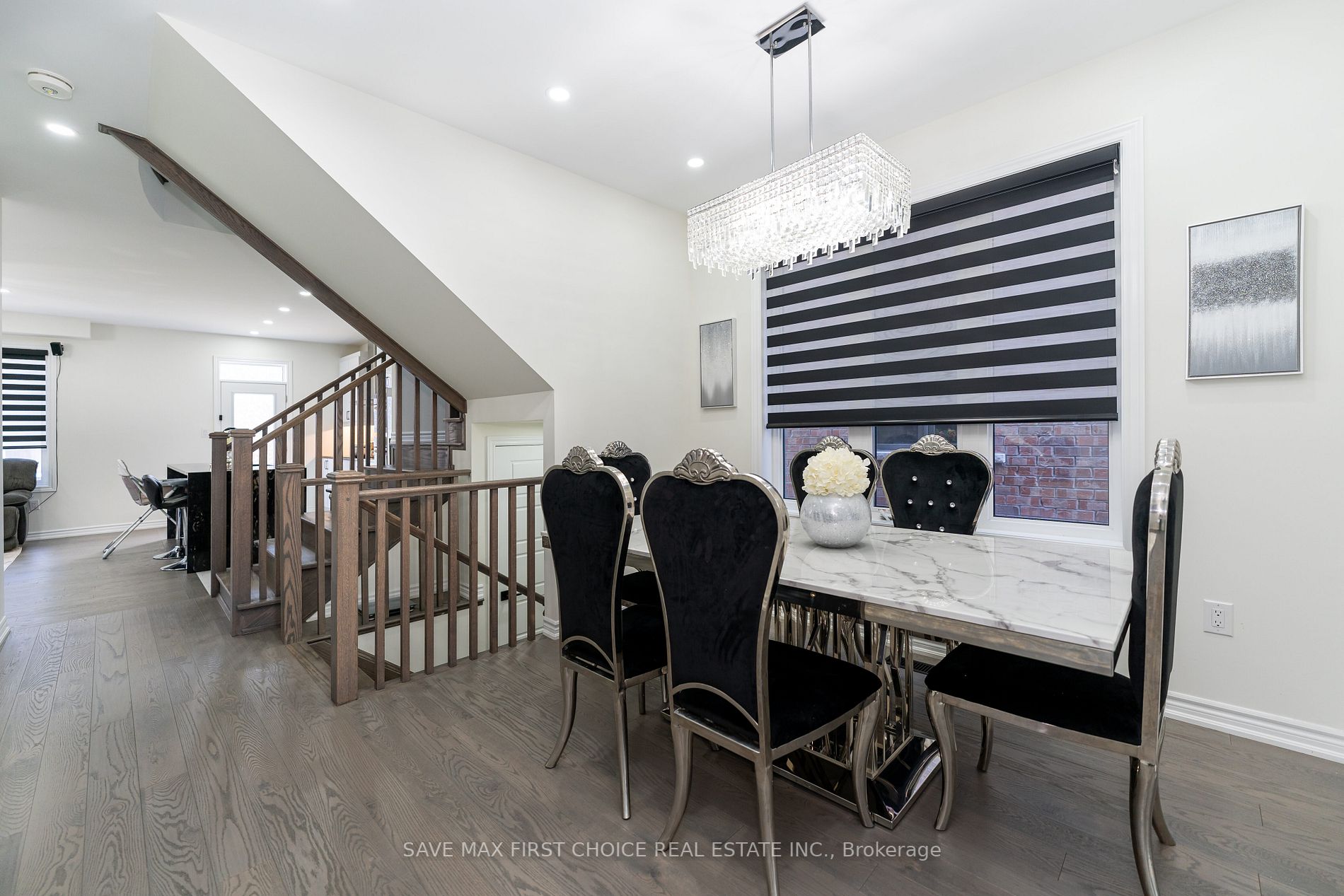 44 Broden Cres