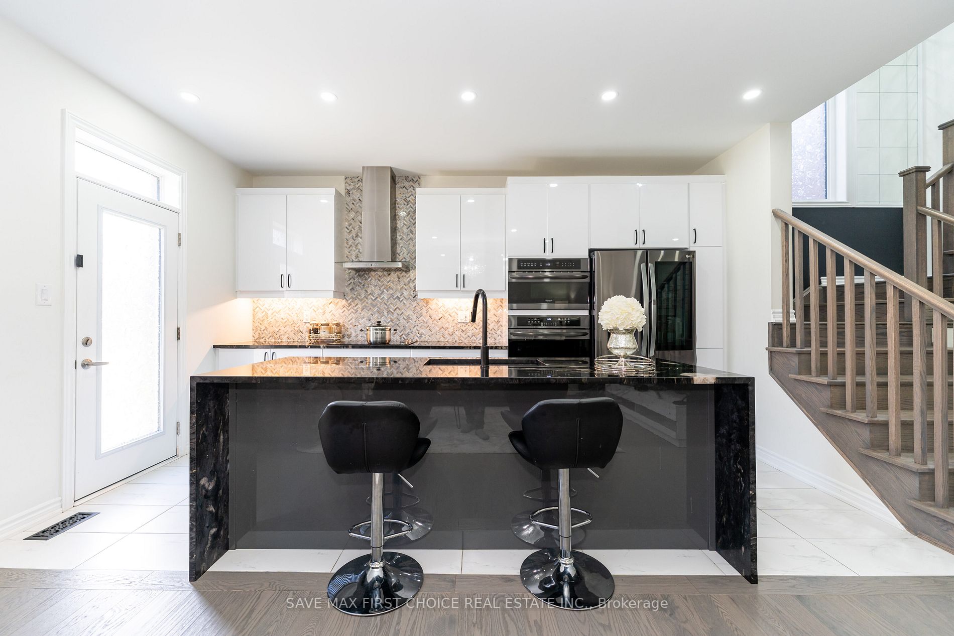 44 Broden Cres
