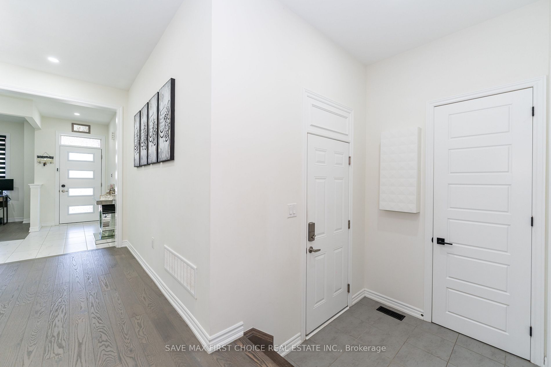 44 Broden Cres