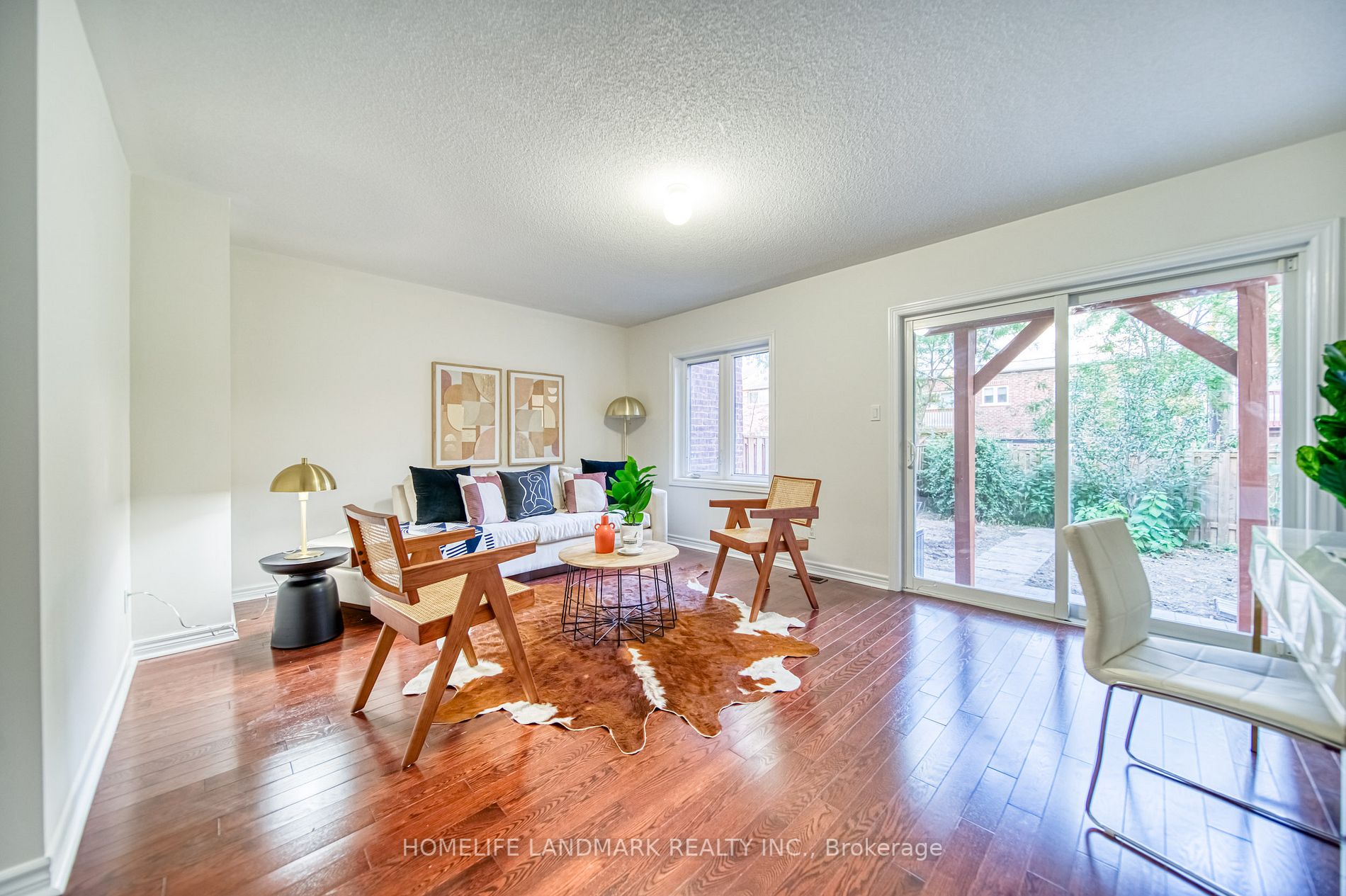 33 Thistlewaite Cres