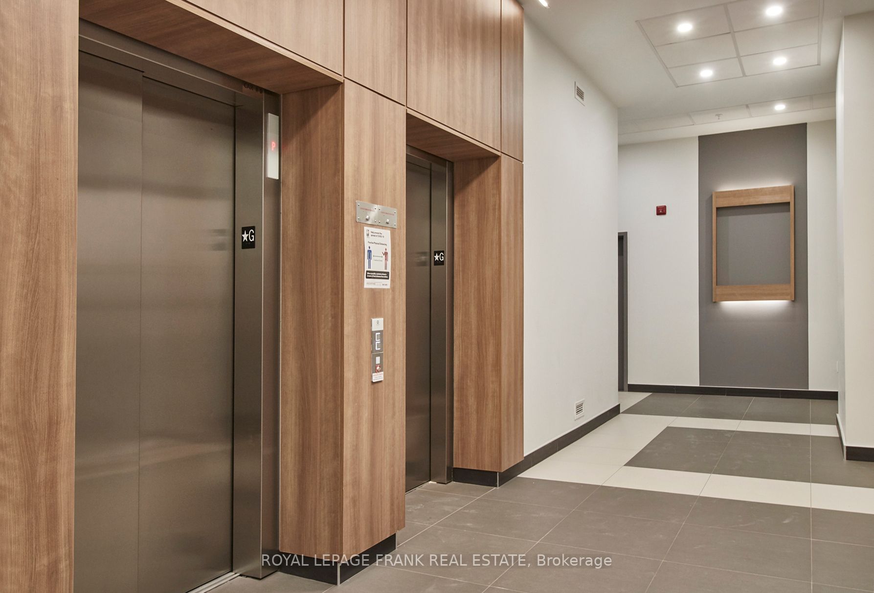 109 King Ave, #203