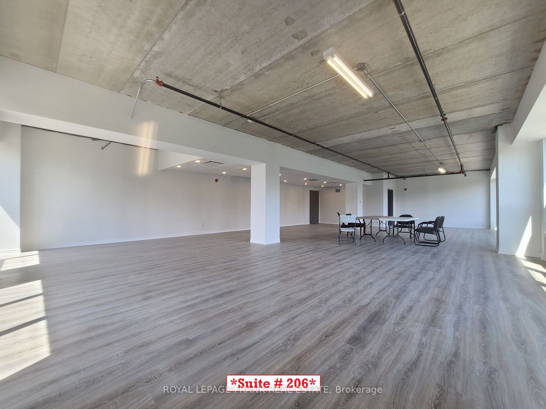 109 King Ave, #208