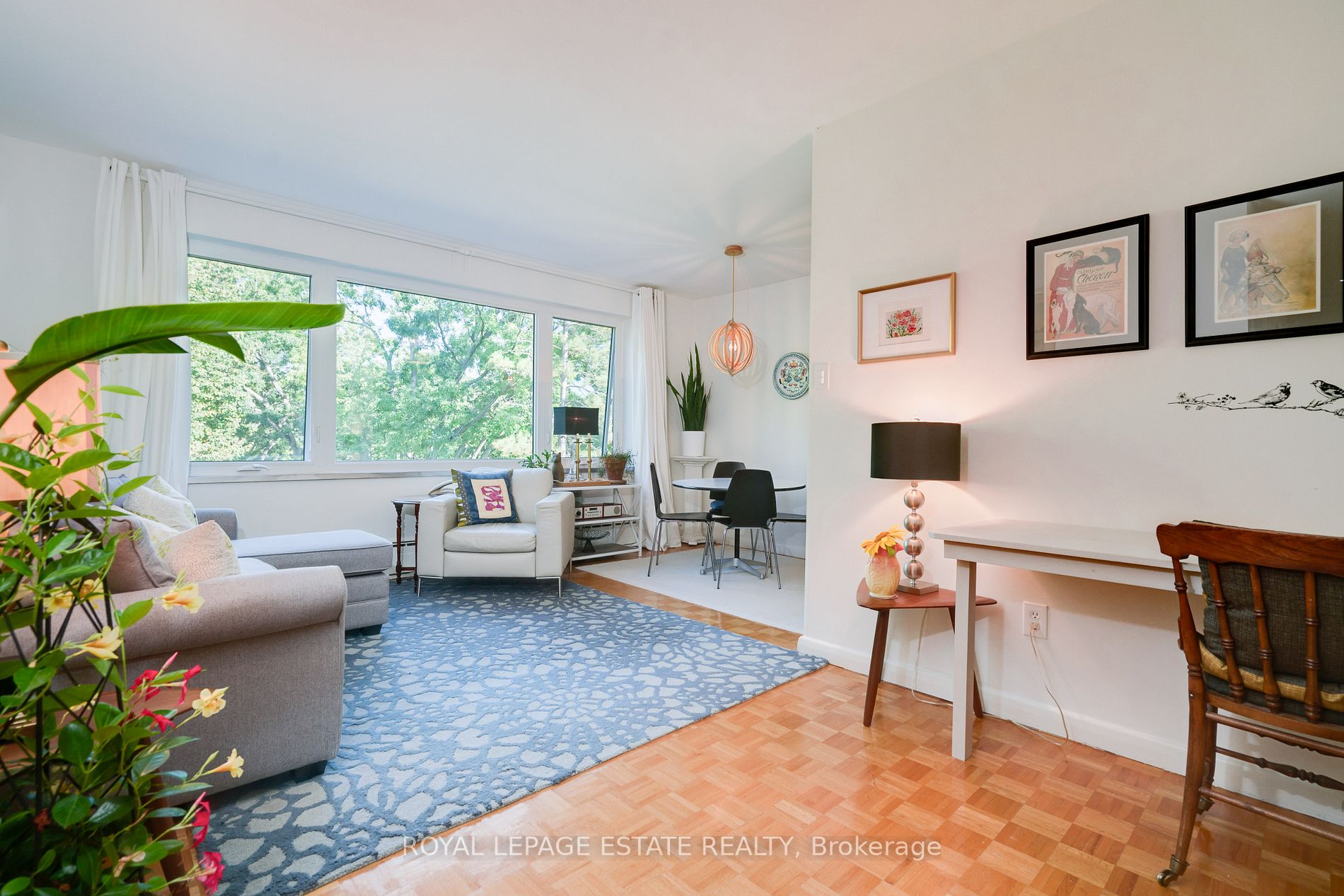 75 Scarborough Rd, #302