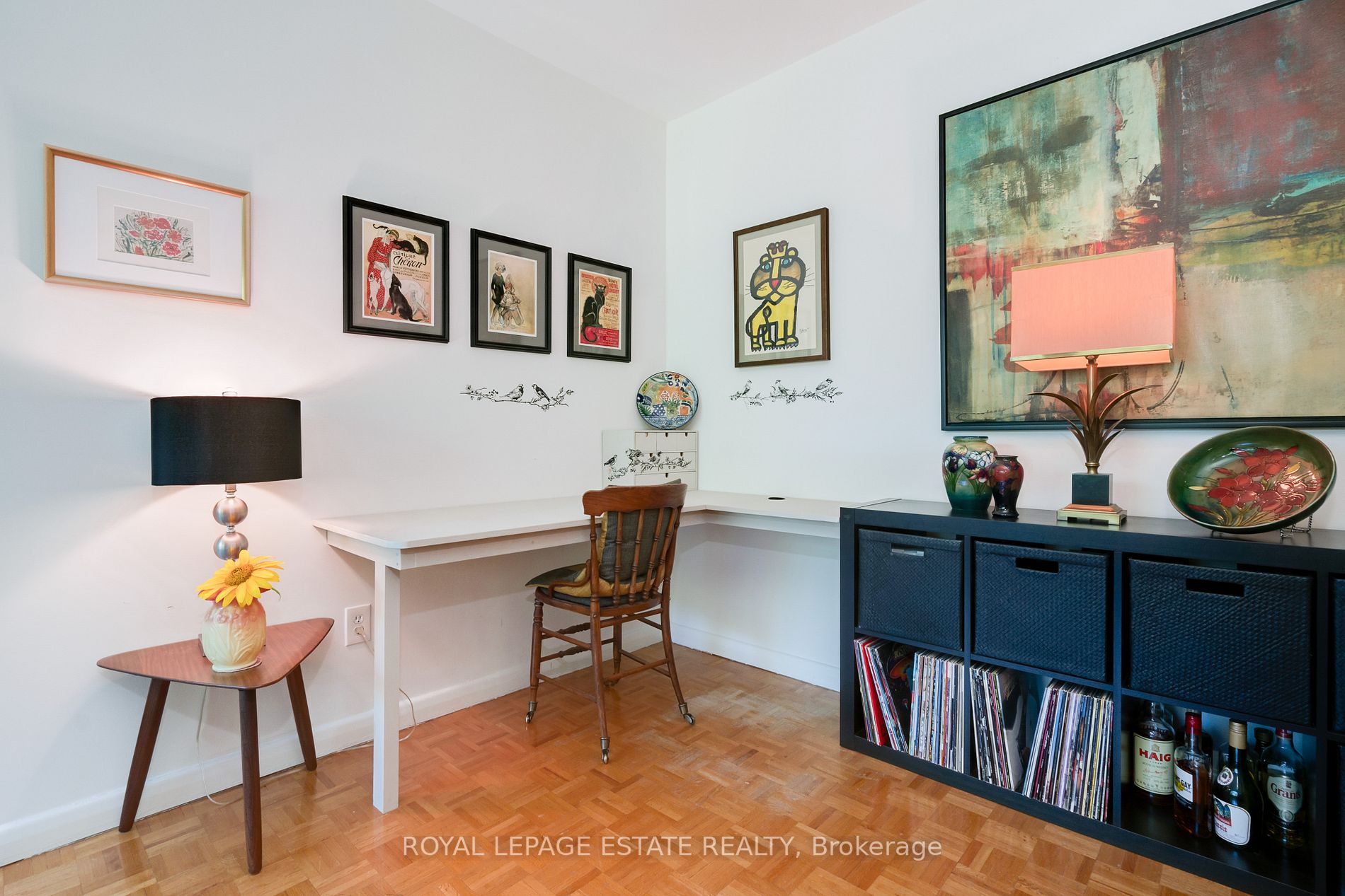 75 Scarborough Rd, #302
