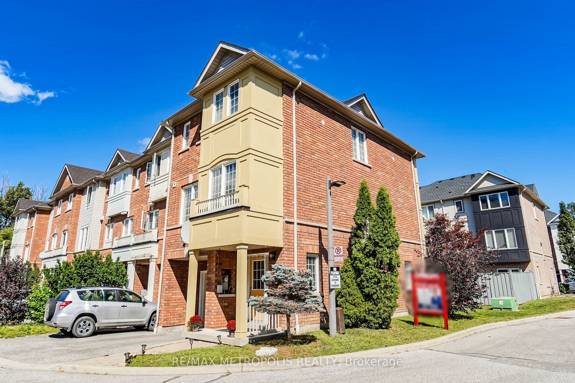 1790 Finch Ave, #12