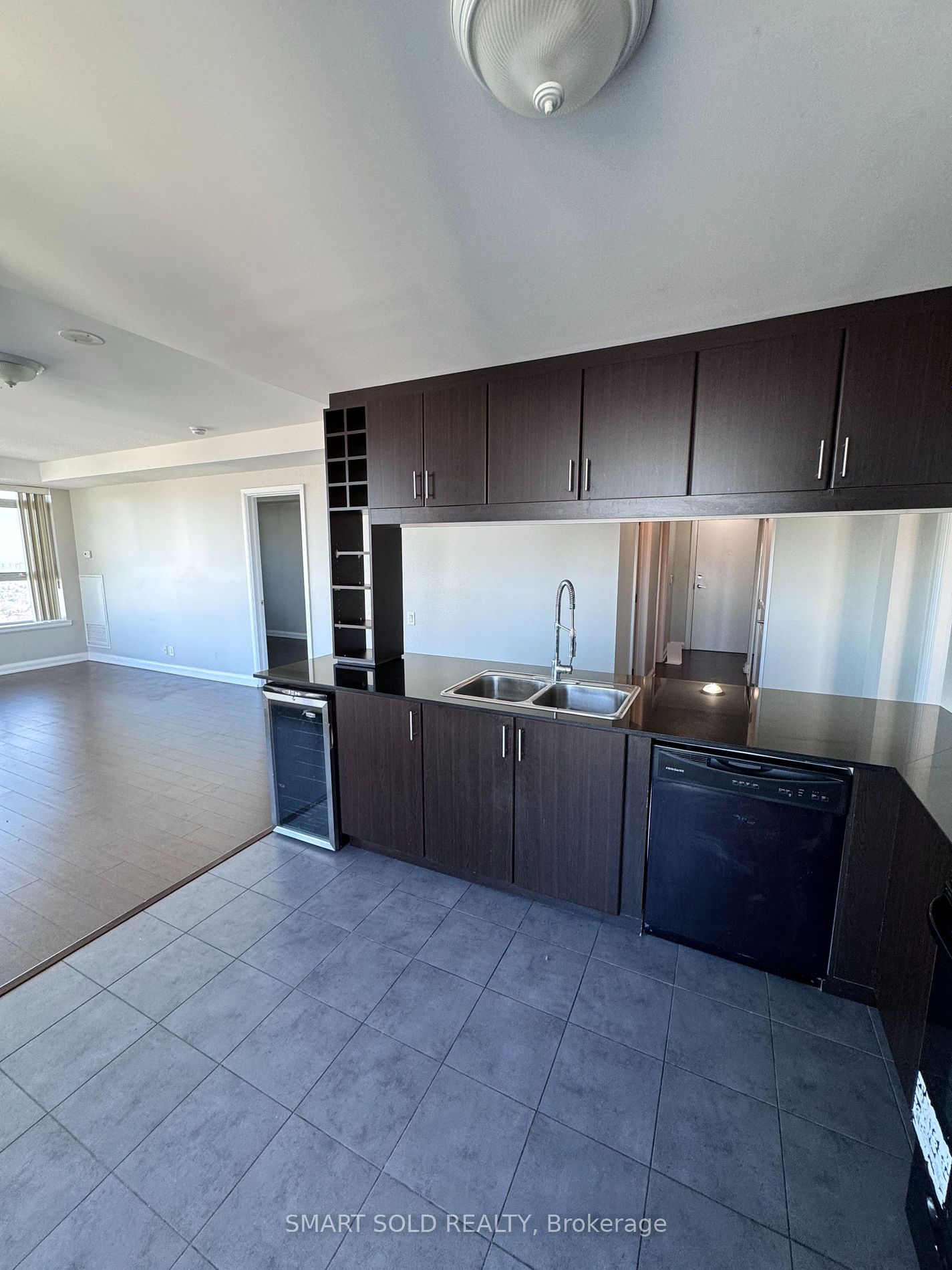 190 Borough Dr, #3601