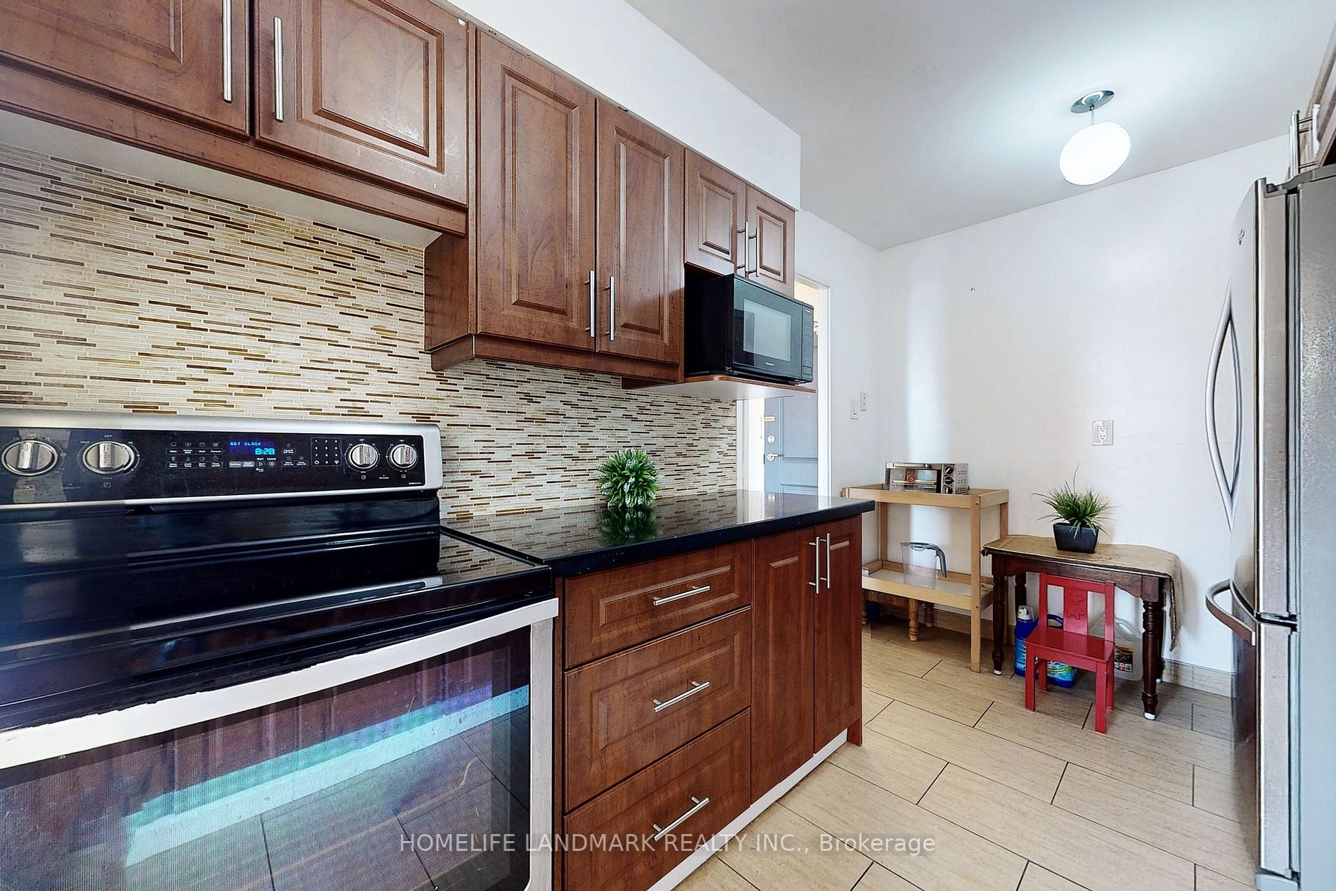 101 Prudential Dr, #103