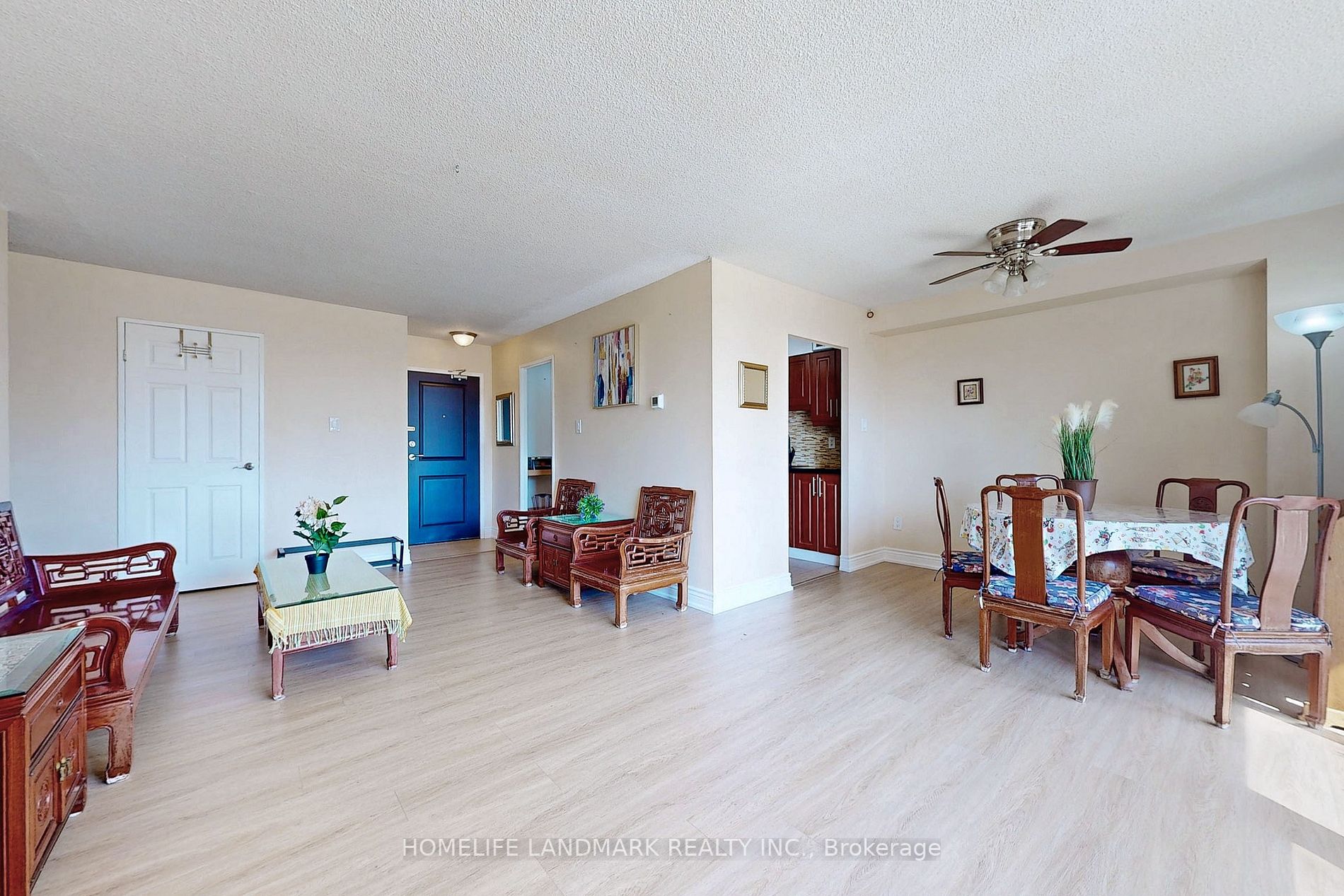101 Prudential Dr, #103