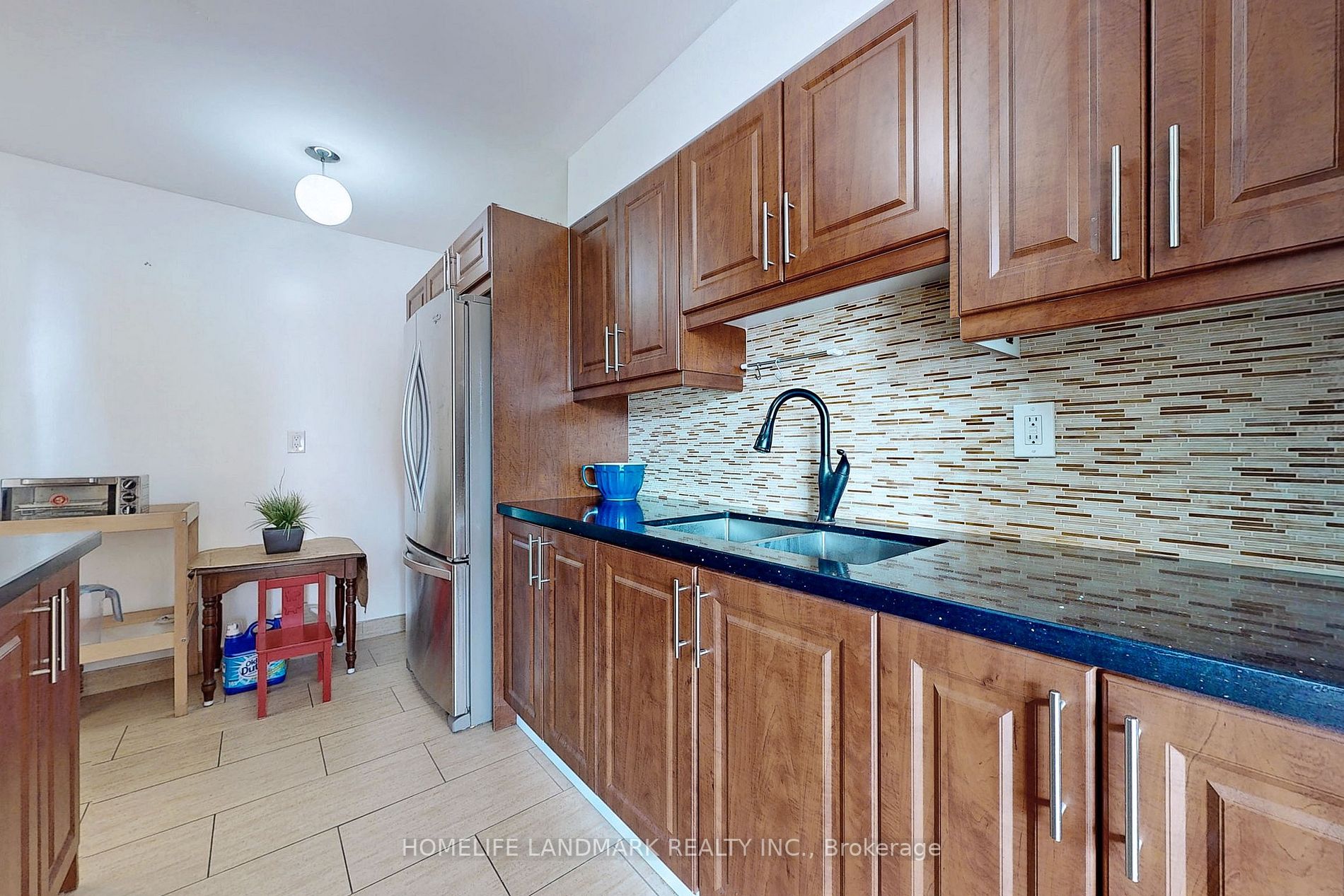 101 Prudential Dr, #103