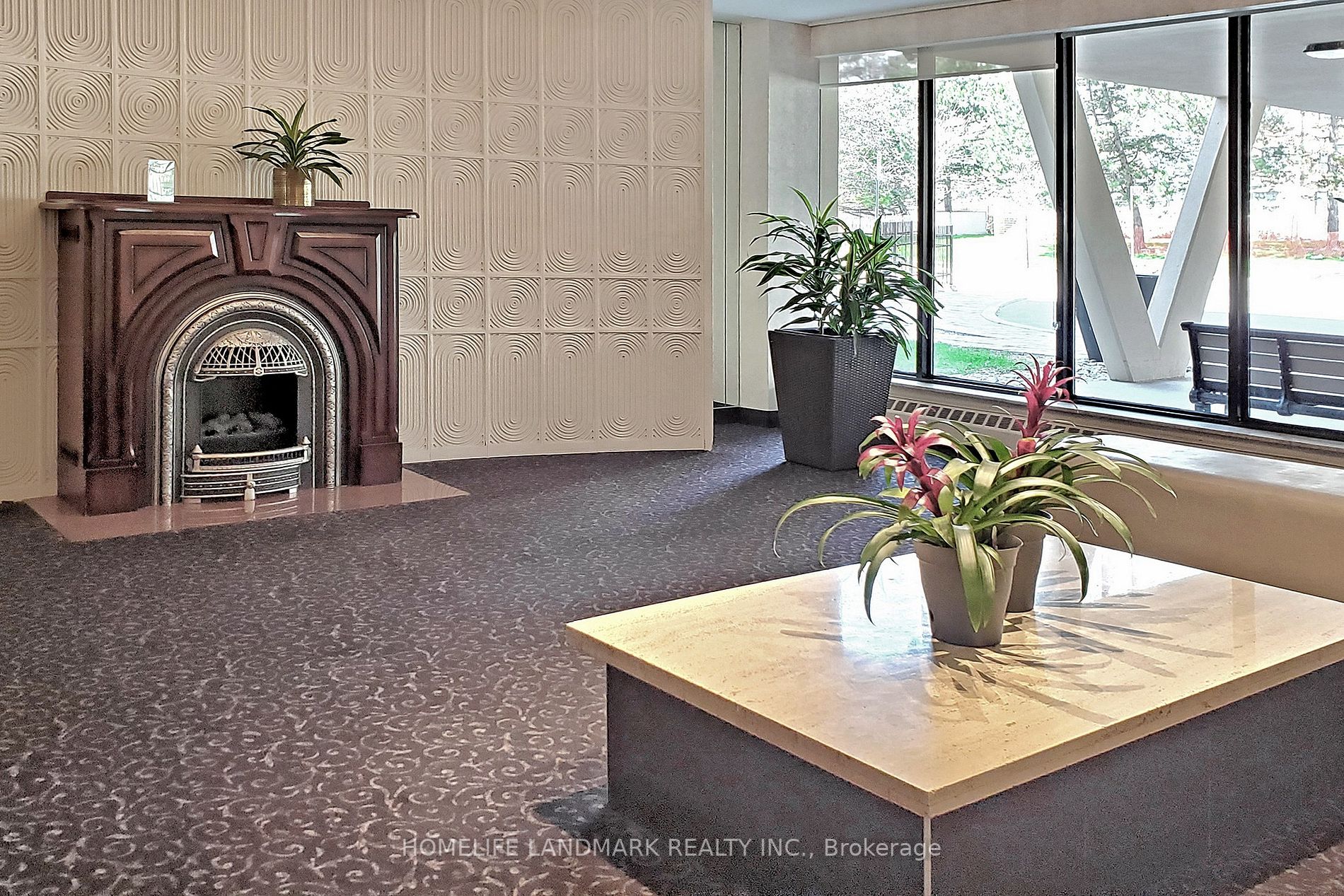 101 Prudential Dr, #103