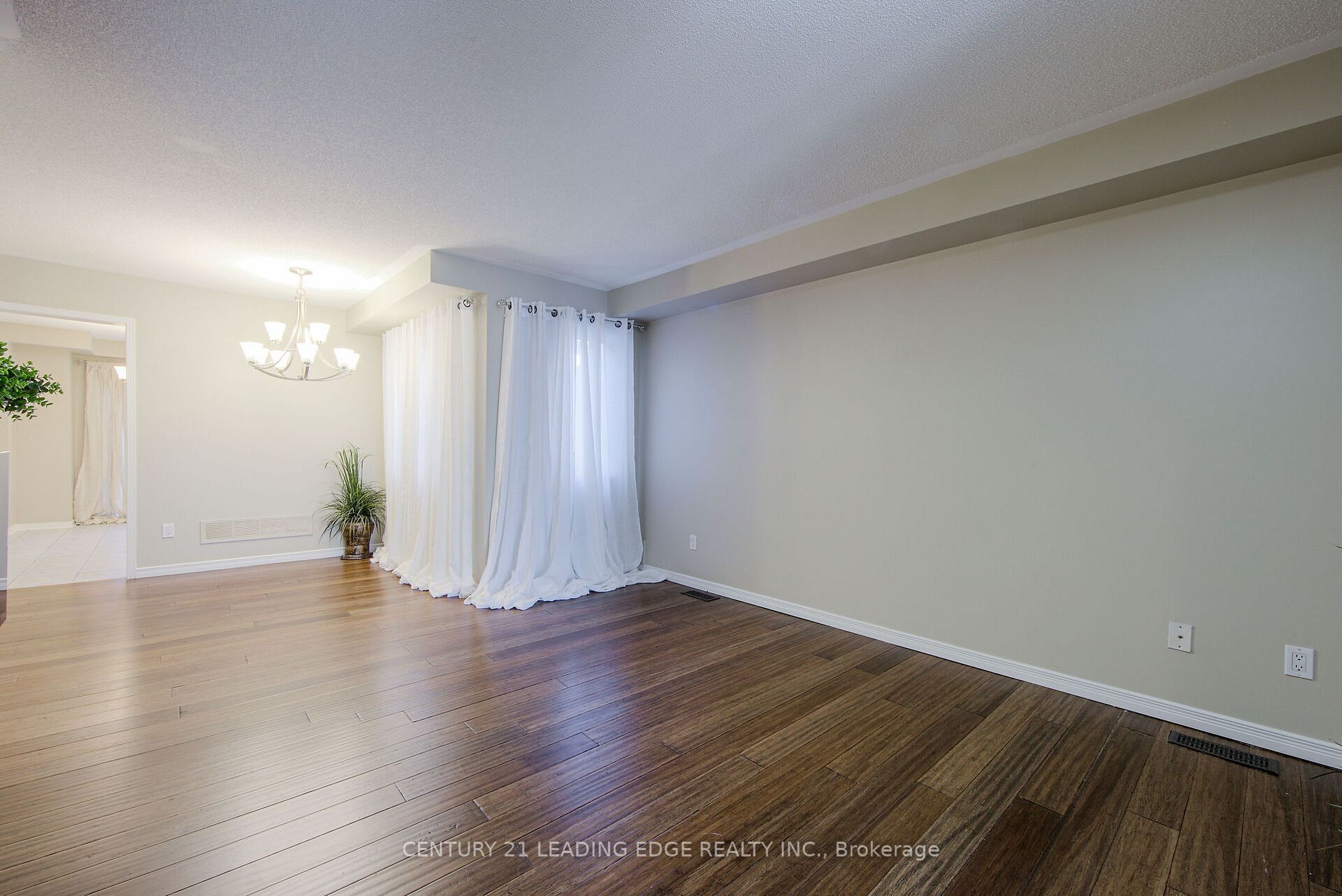 66 Hubbell Dr