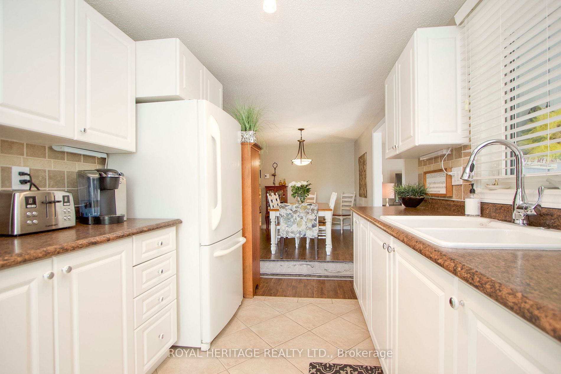 7 Cabot Crt