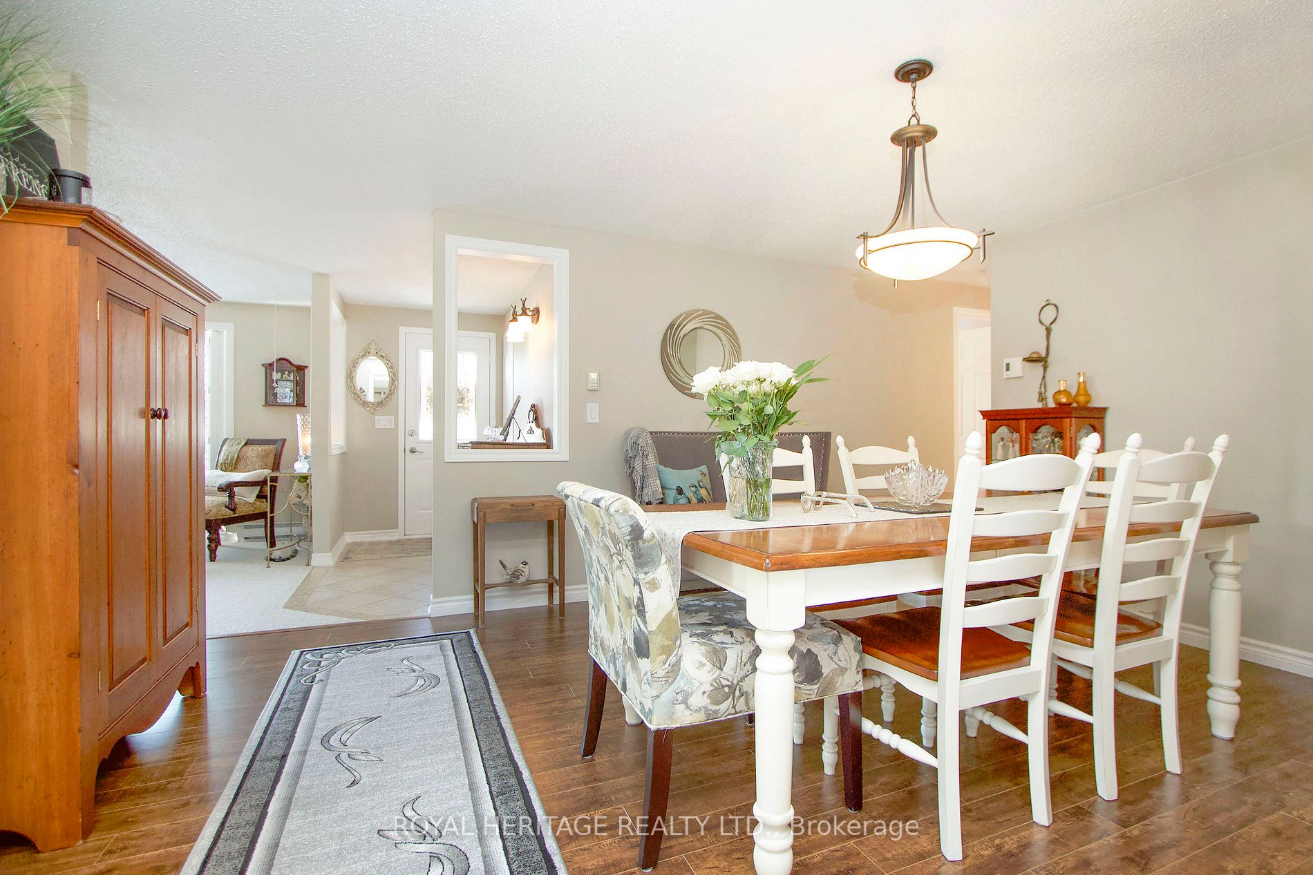 7 Cabot Crt