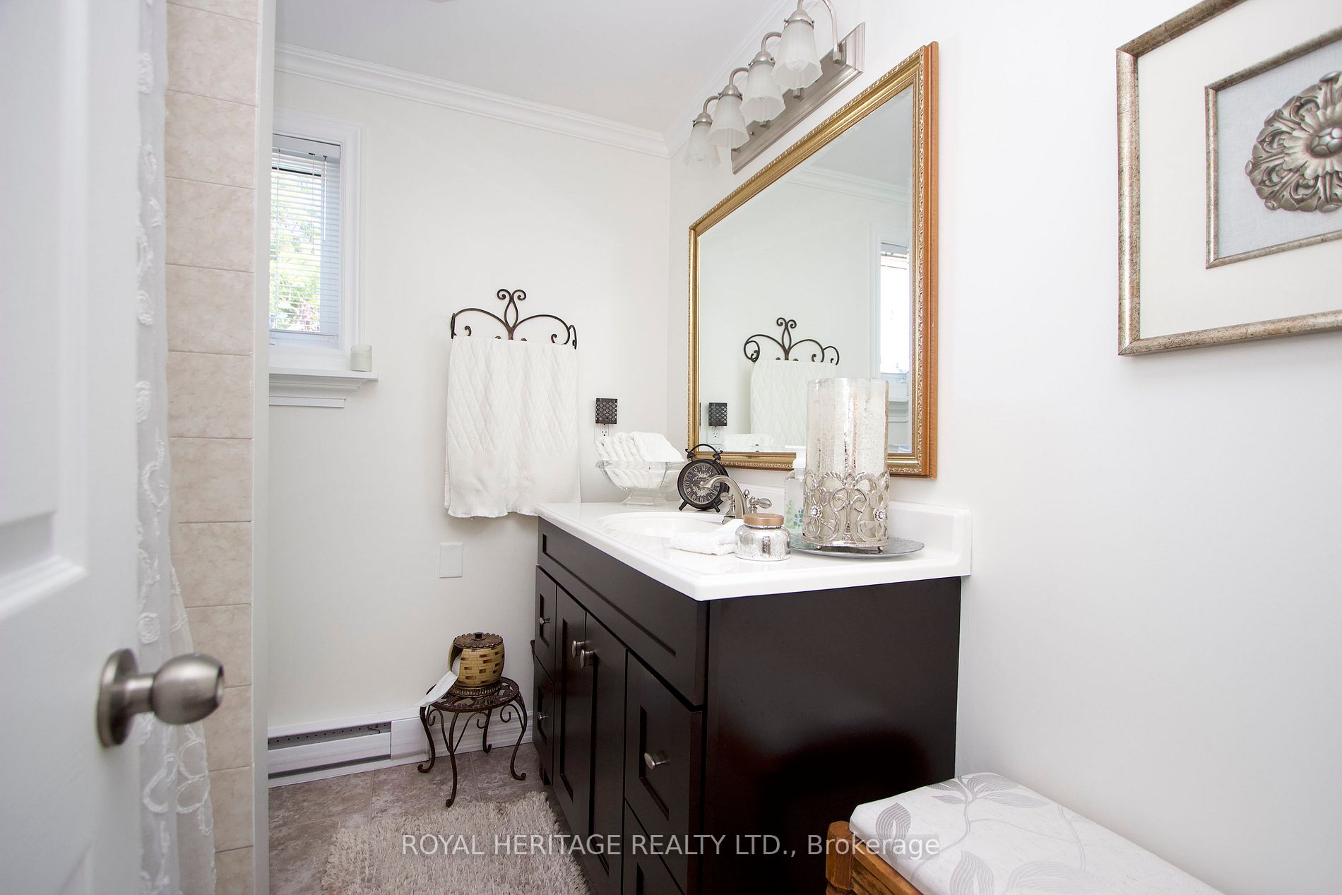 7 Cabot Crt