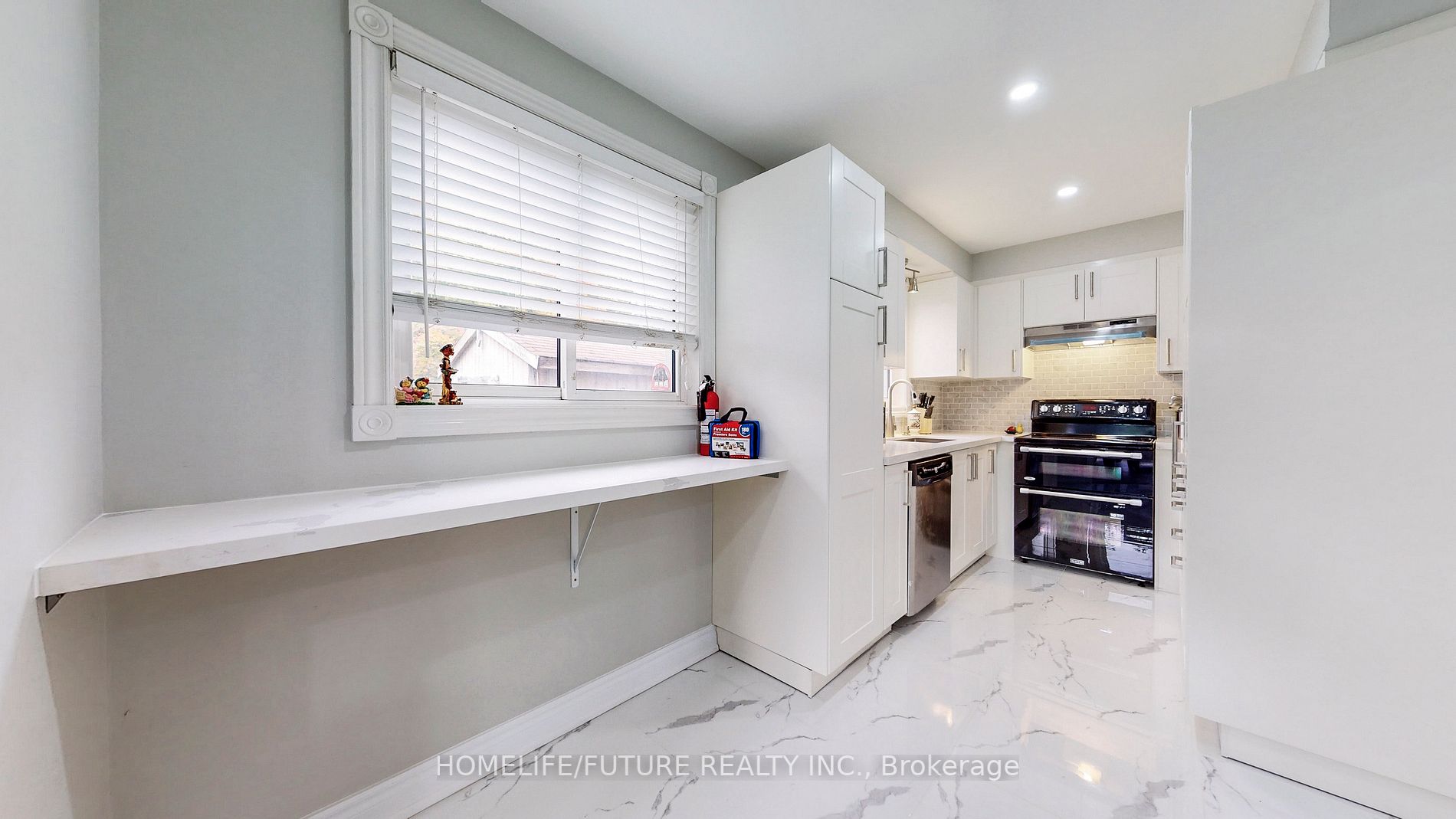 1 Hartsfield Dr