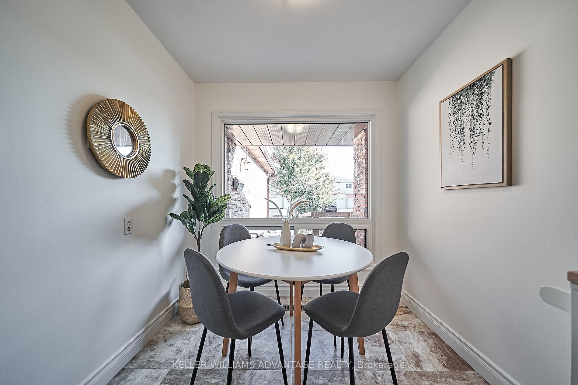 31 Granada Crescent