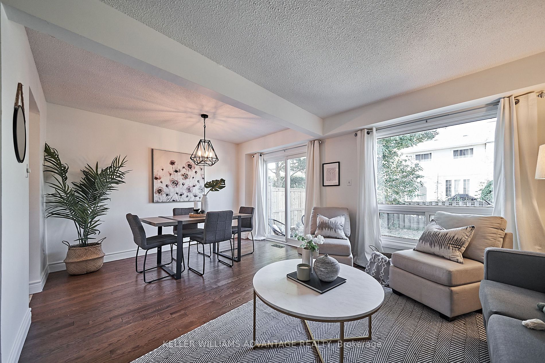 31 Granada Crescent