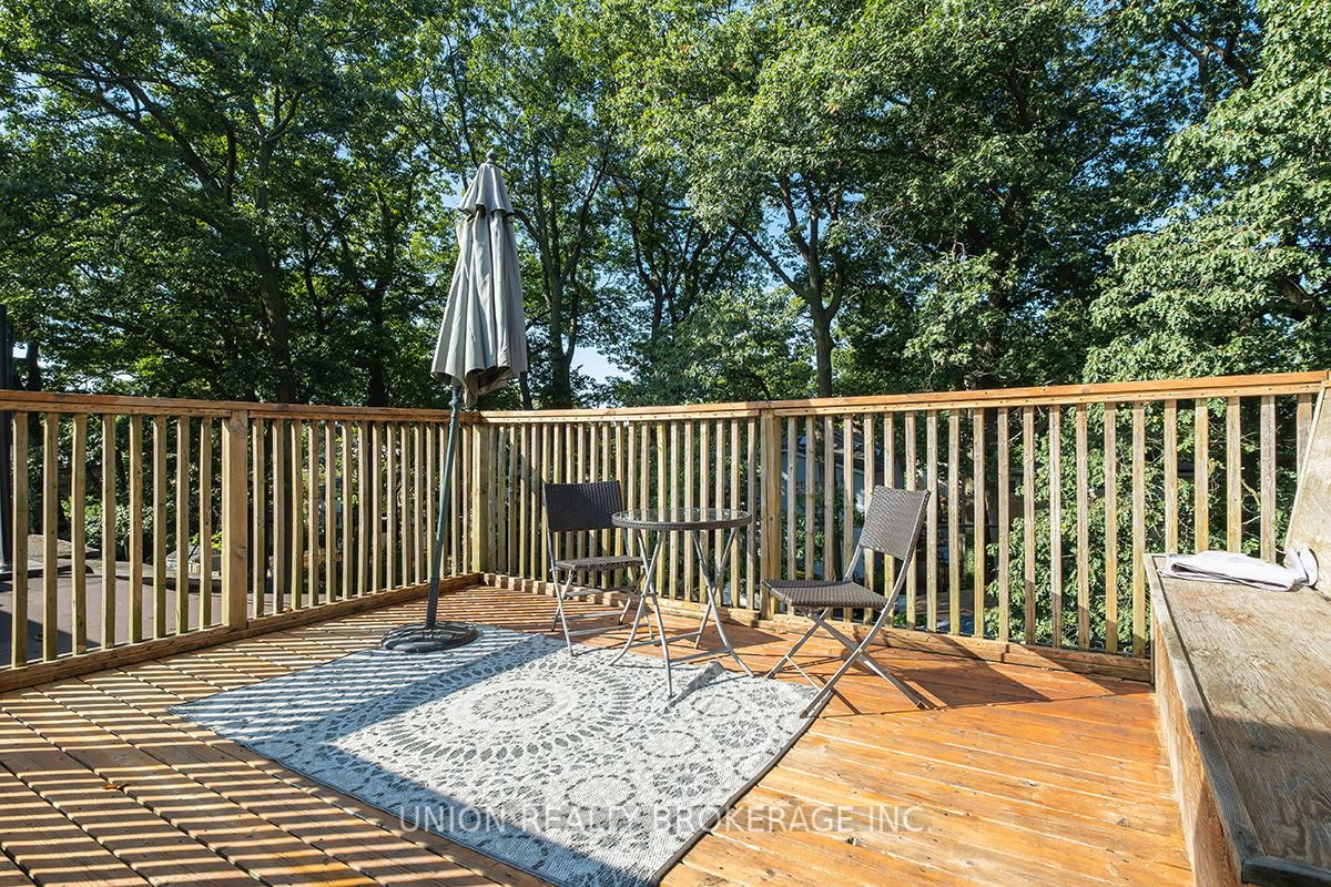 22 Scarborough Rd