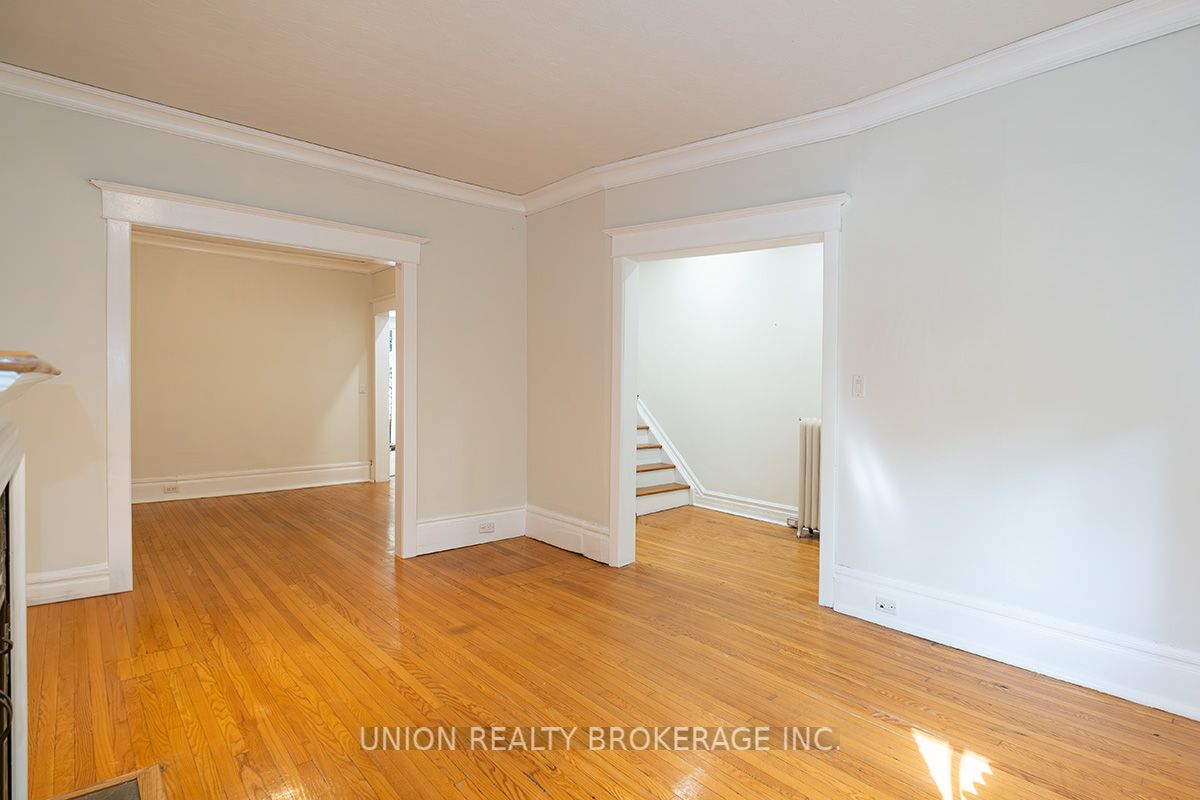22 Scarborough Rd