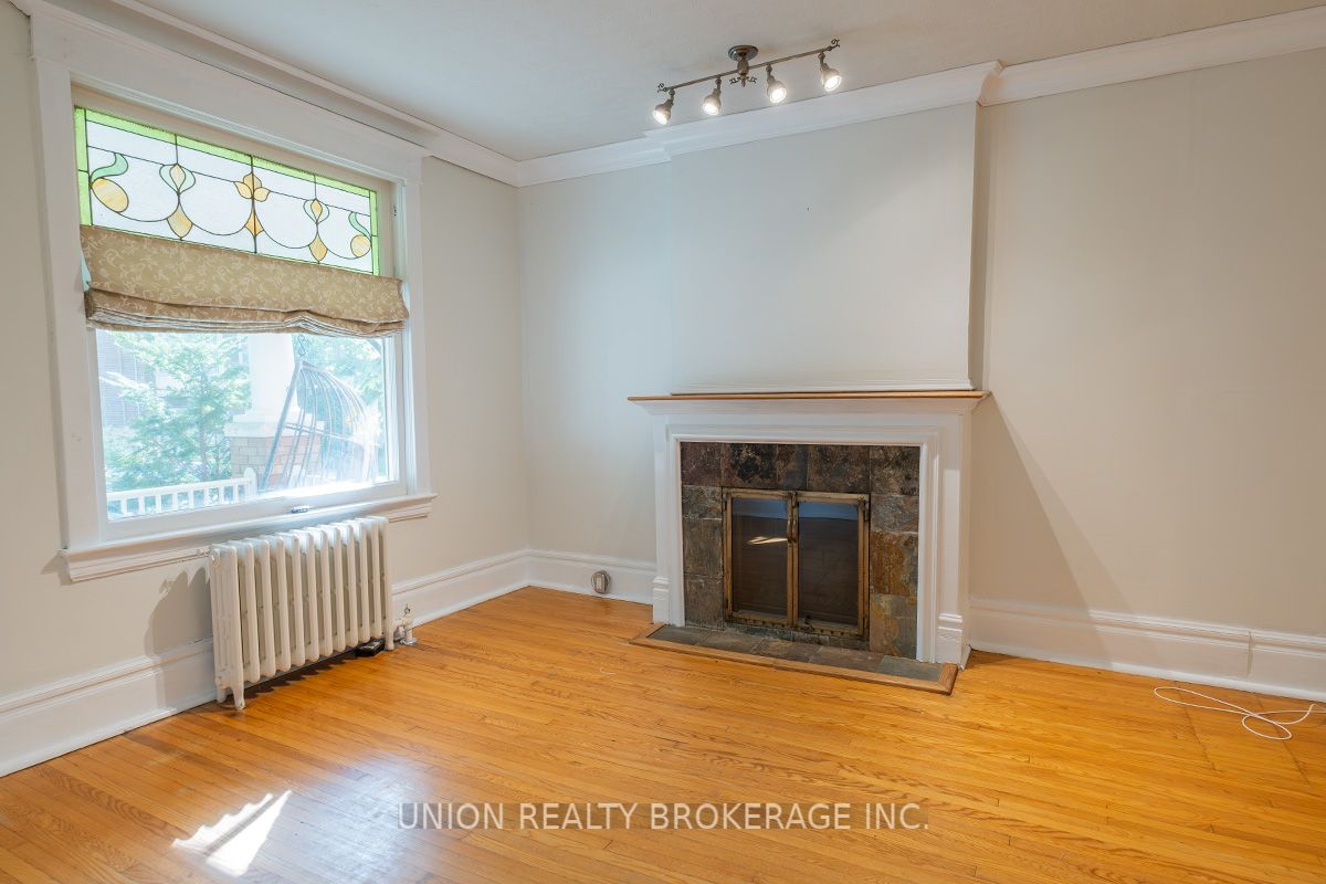 22 Scarborough Rd