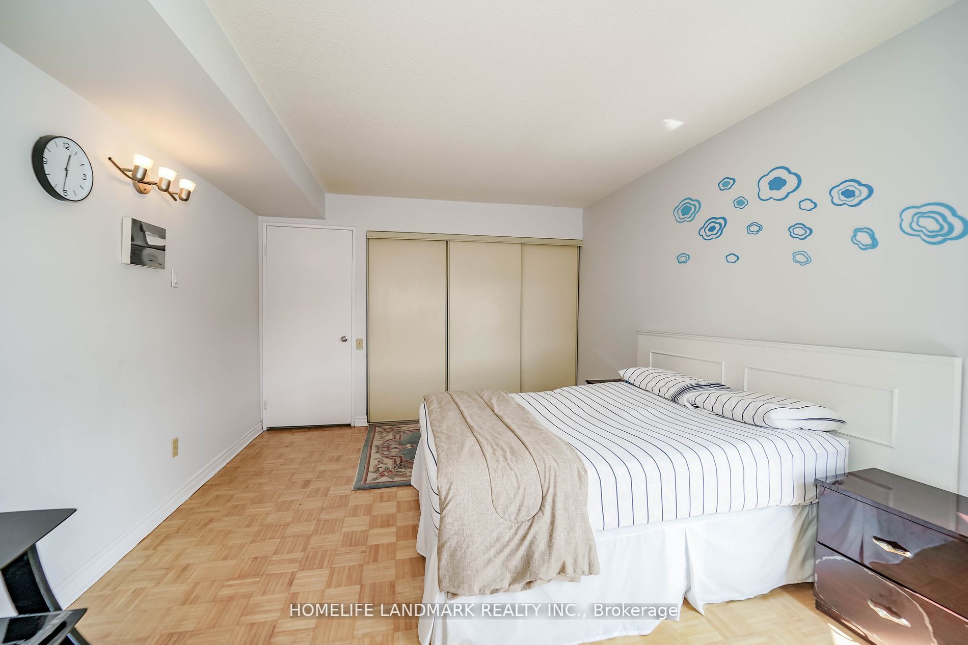 2466 Eglinton Avenue E, #718