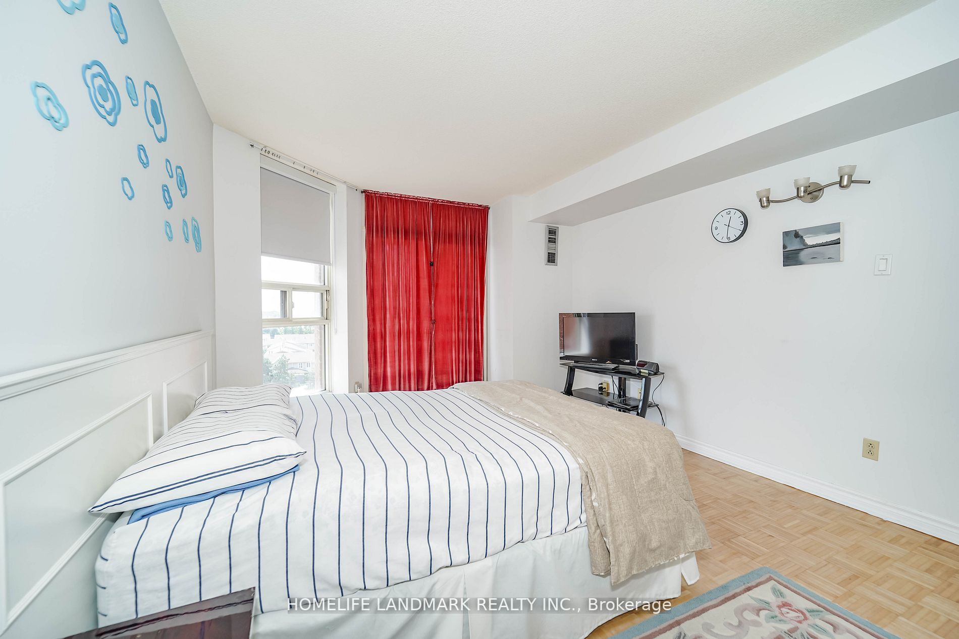 2466 Eglinton Avenue E, #718