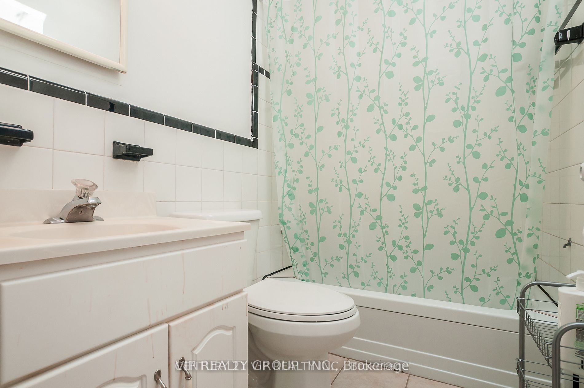 2626 Eglinton Avenue E, #unit 2