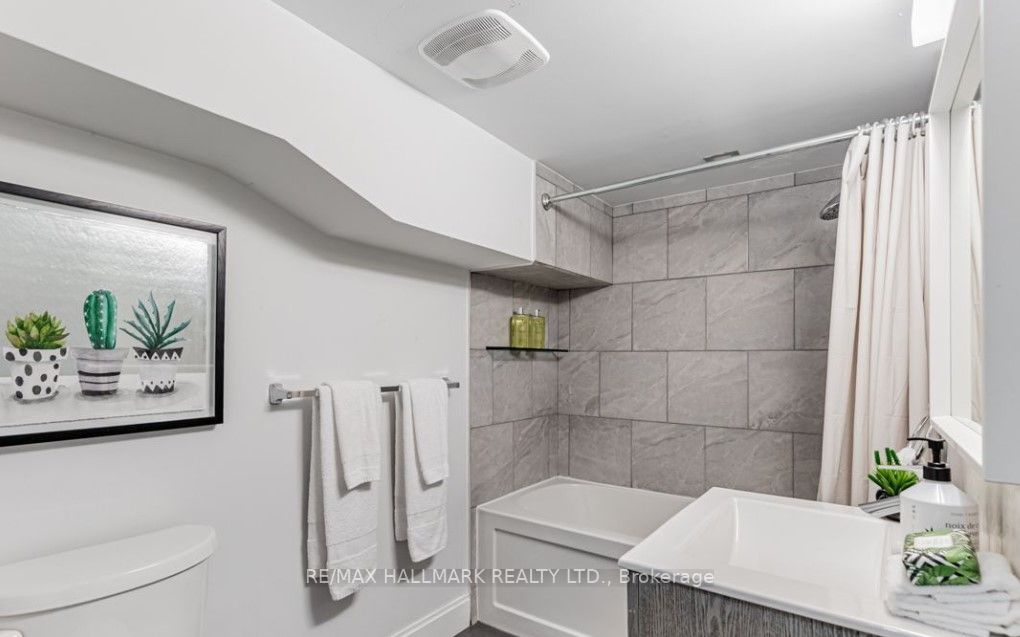 20 Glenfern Ave, #Lower