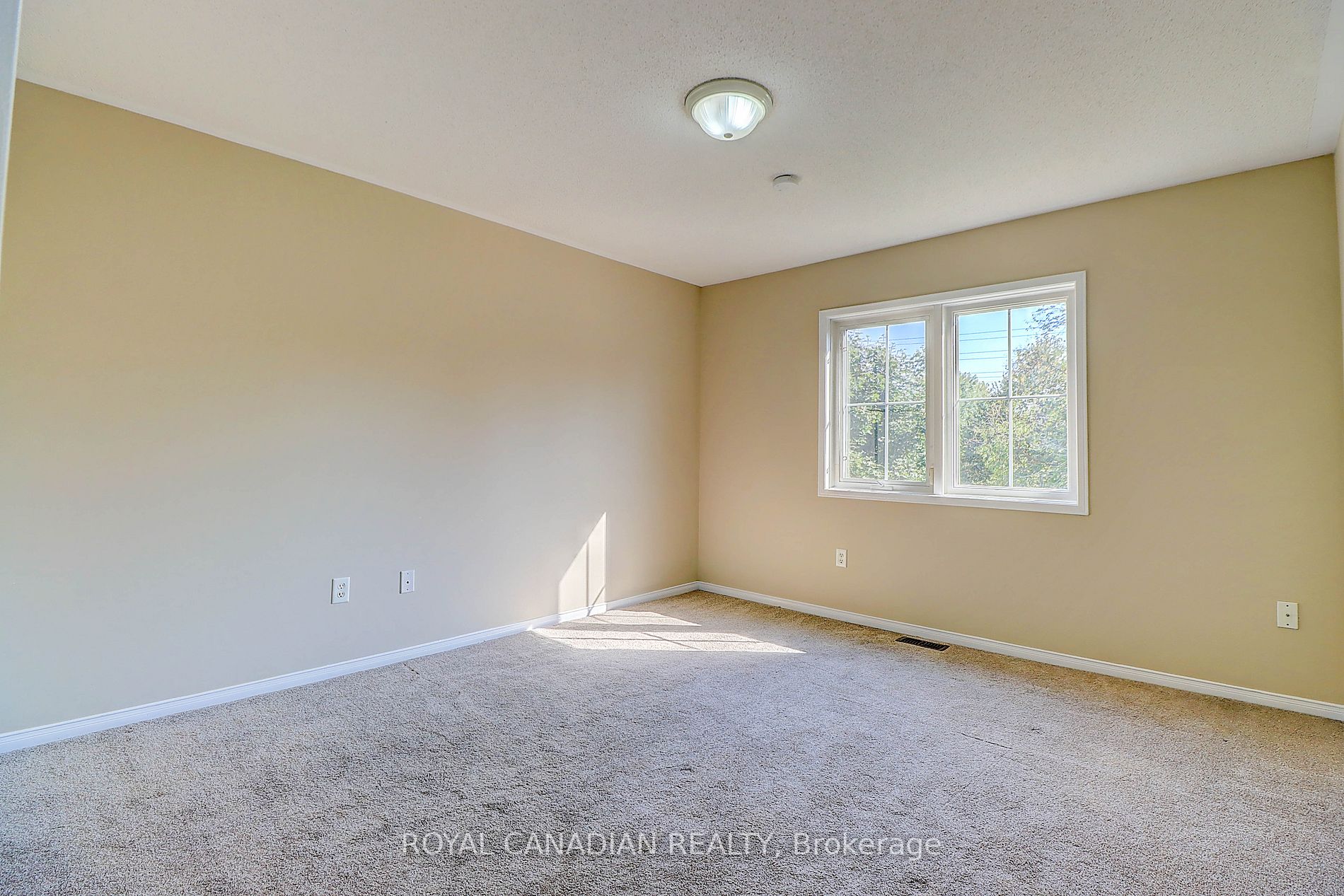 135 Norland Circle