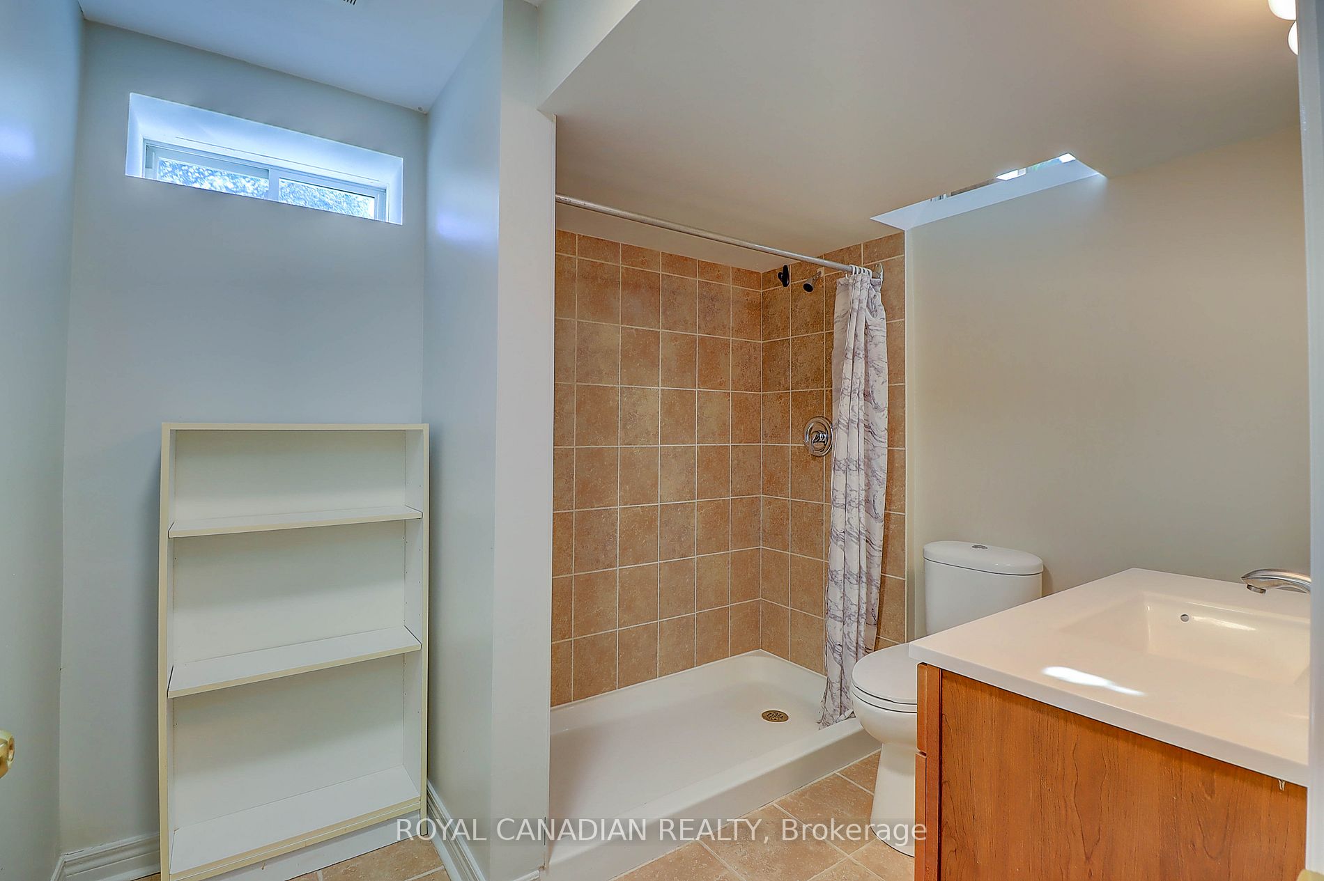 135 Norland Circle