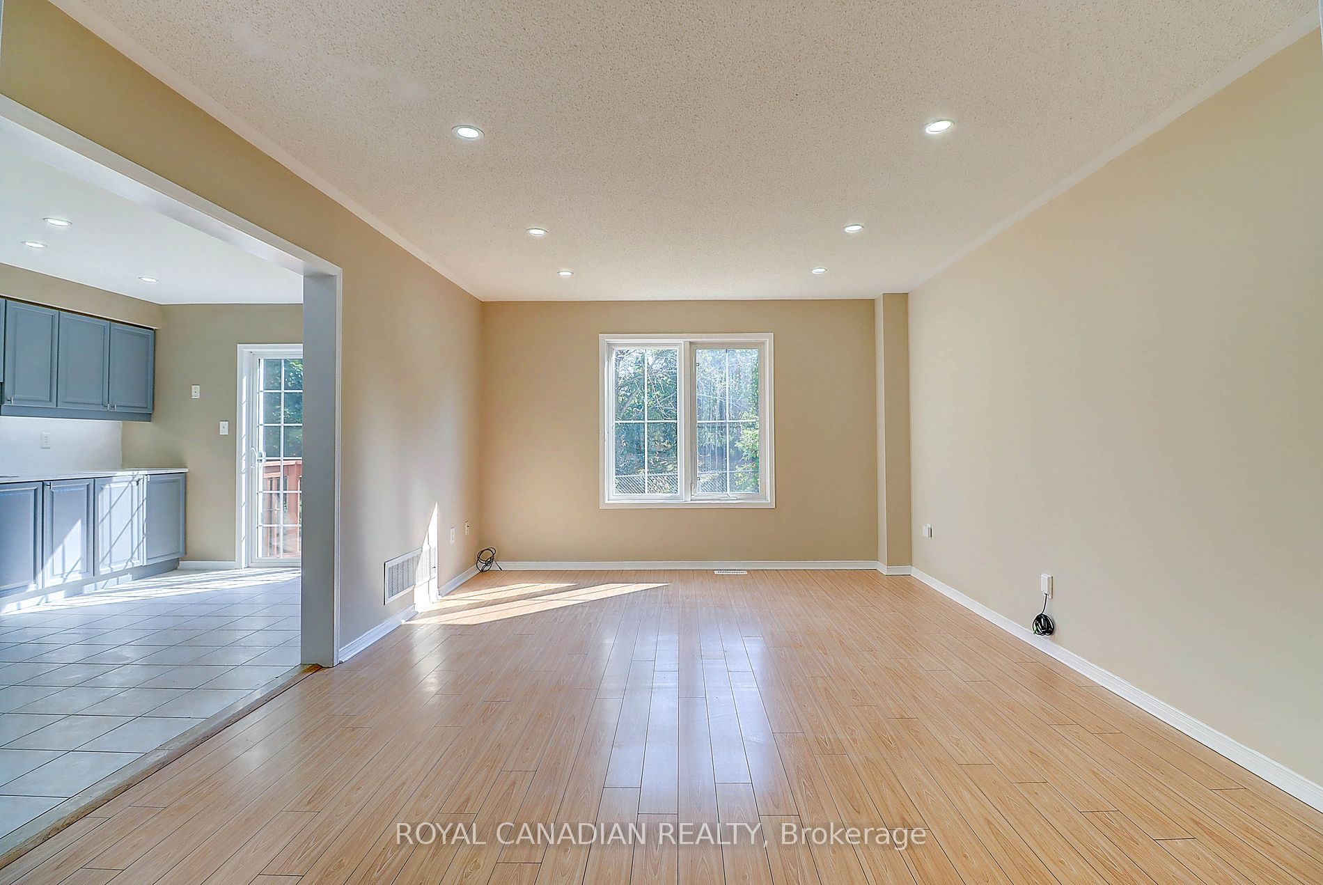 135 Norland Circle