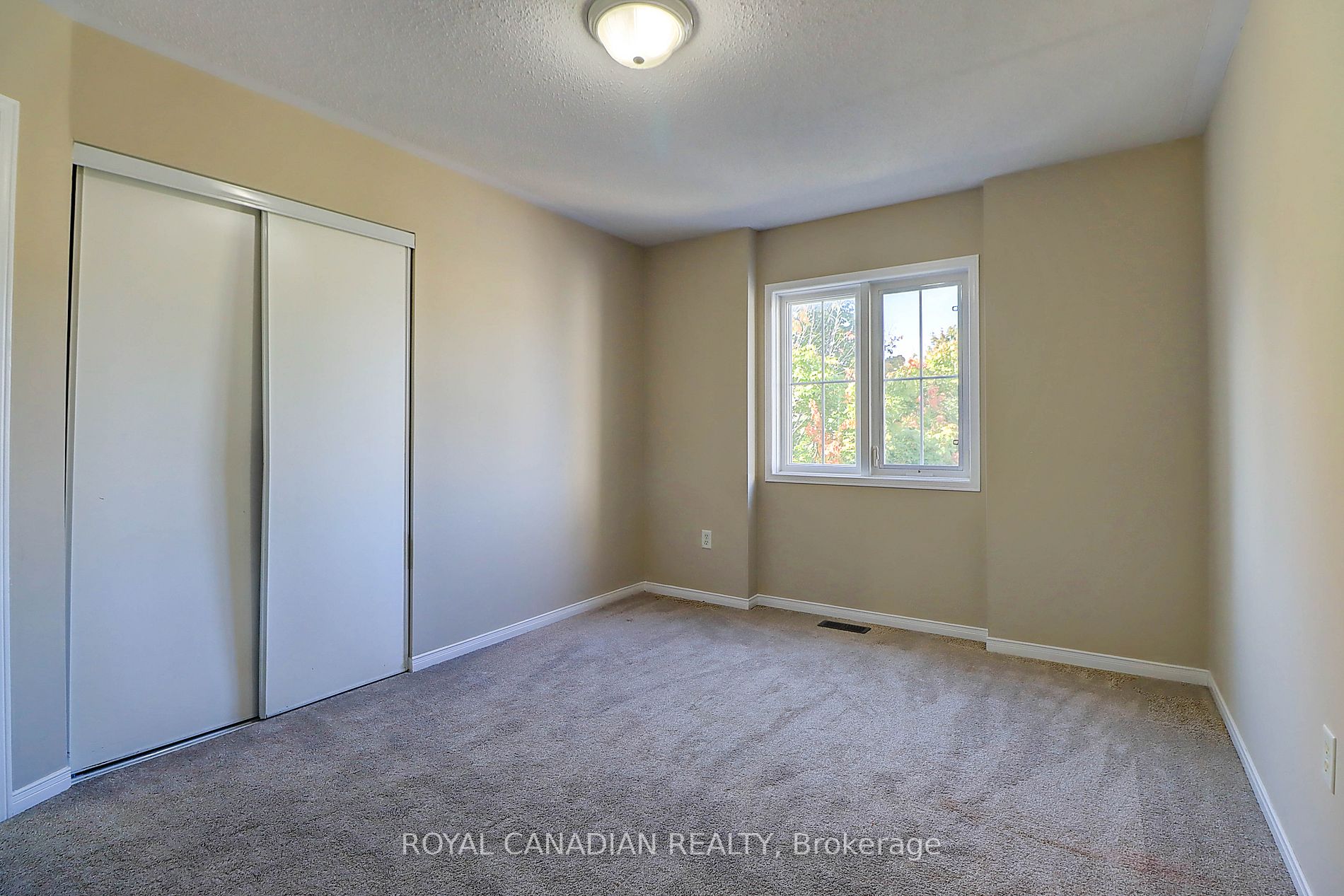 135 Norland Circle