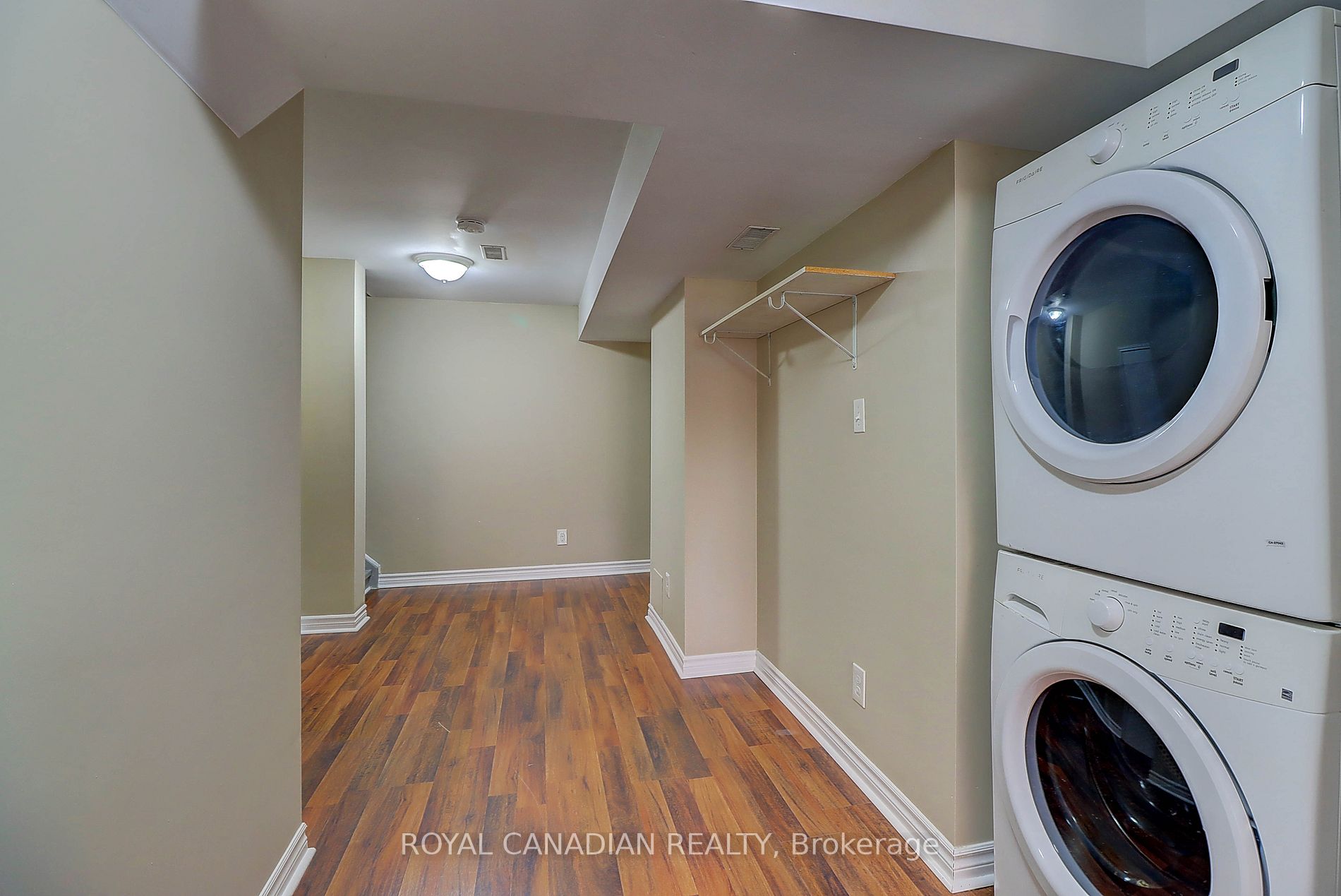 135 Norland Circle