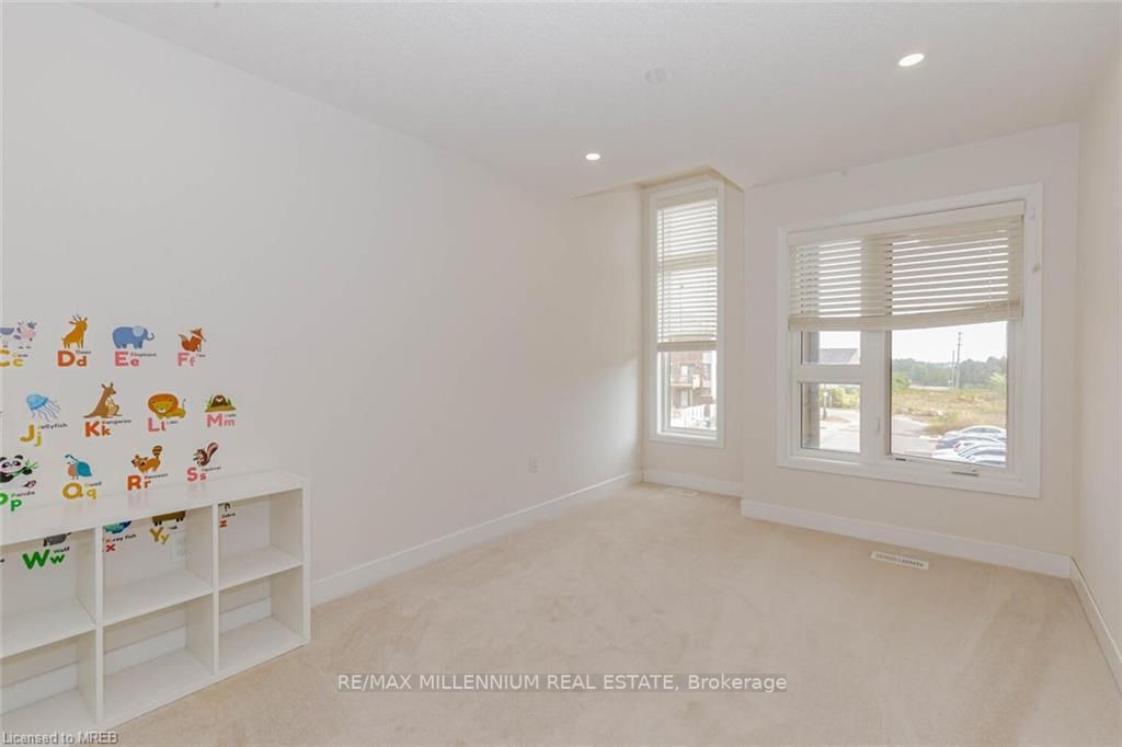 88 Donald Fleming Way