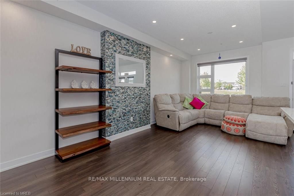 88 Donald Fleming Way