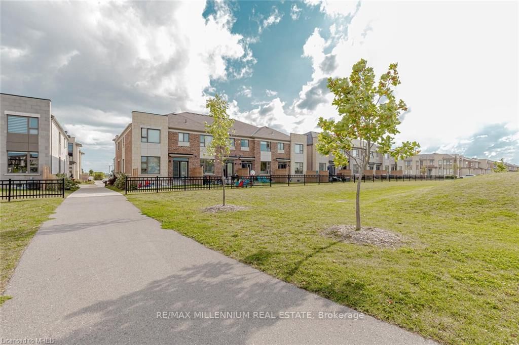 88 Donald Fleming Way