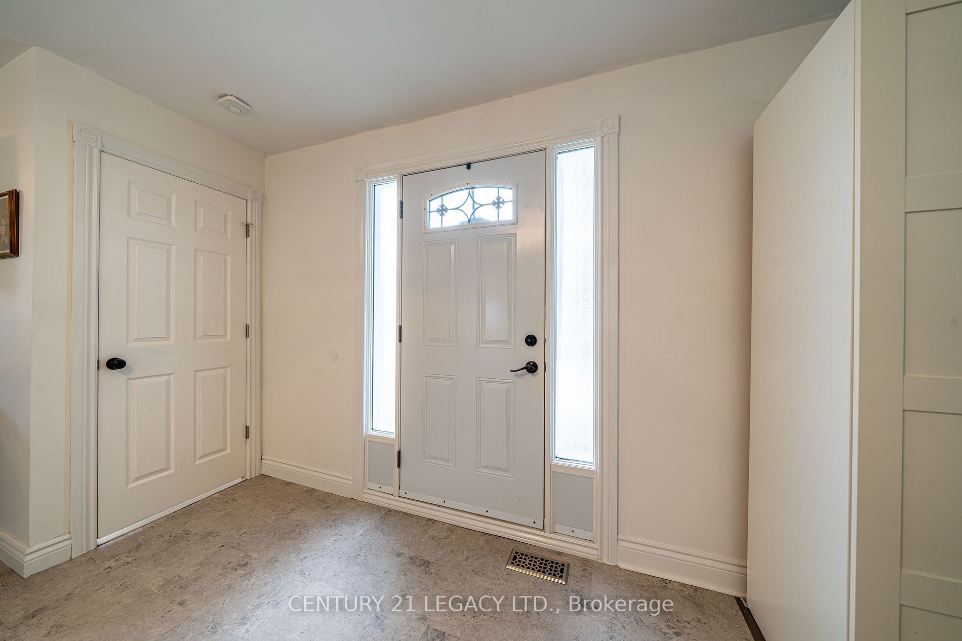 924 Greenwood Crescent