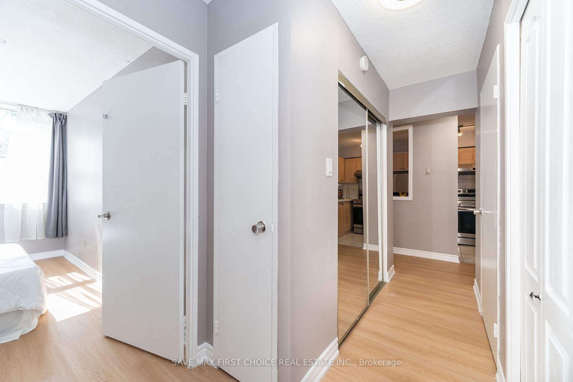 2500 Bridletowne Circ, #106