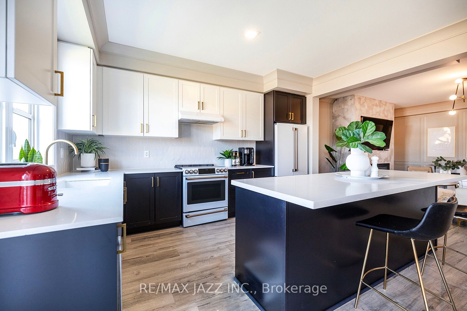 21 Brent Cres