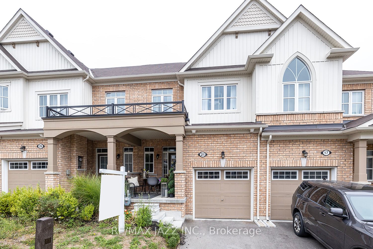 21 Brent Cres