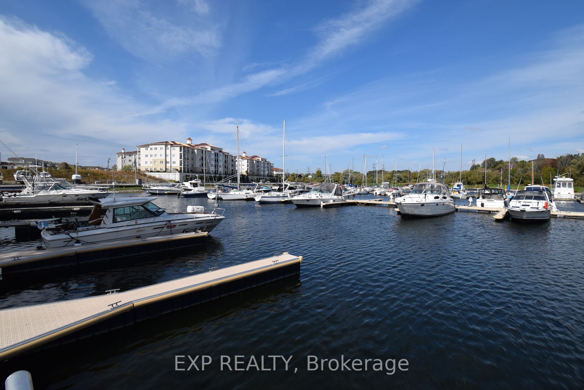 50 Lakebreeze Dr, #225