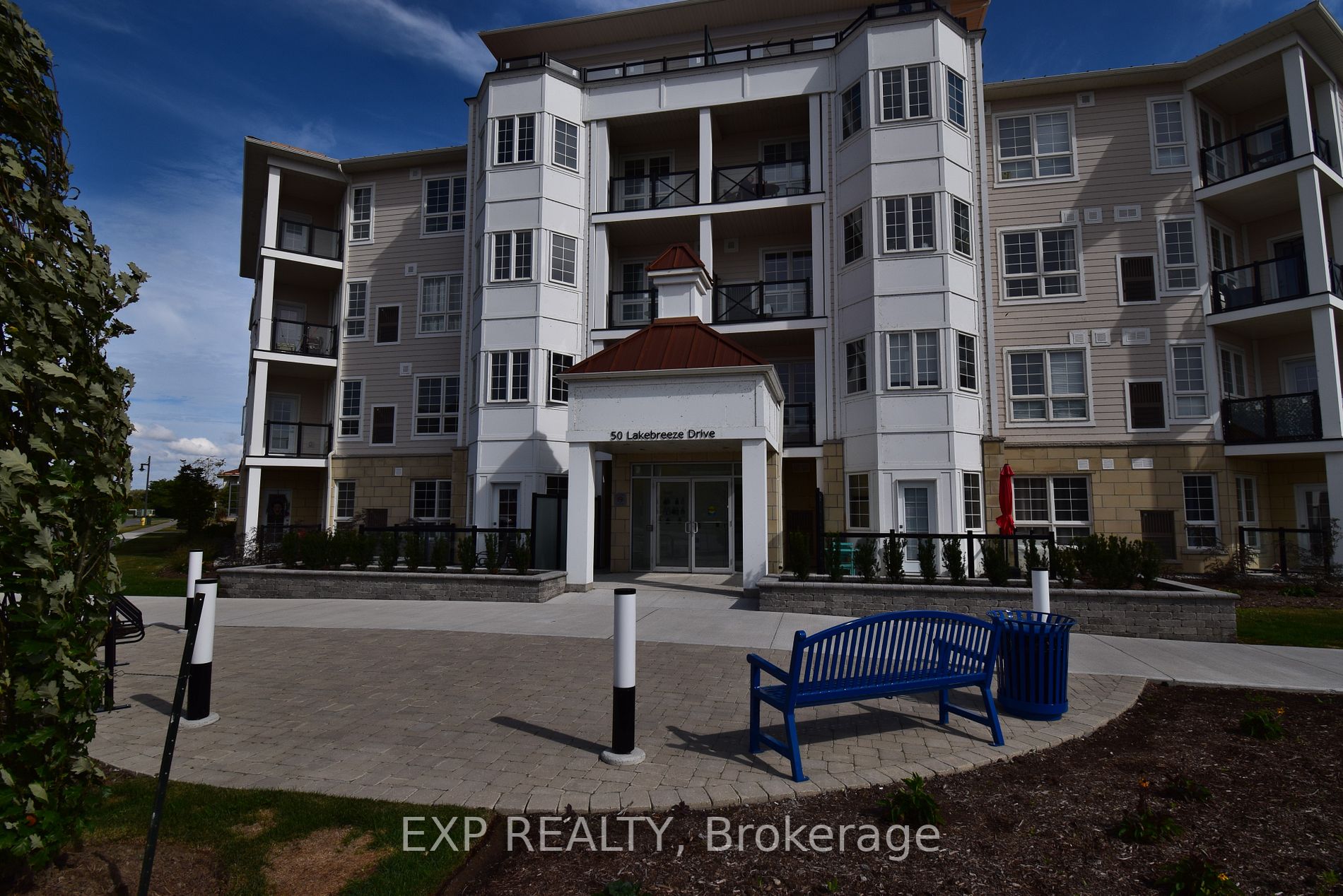 50 Lakebreeze Dr, #225