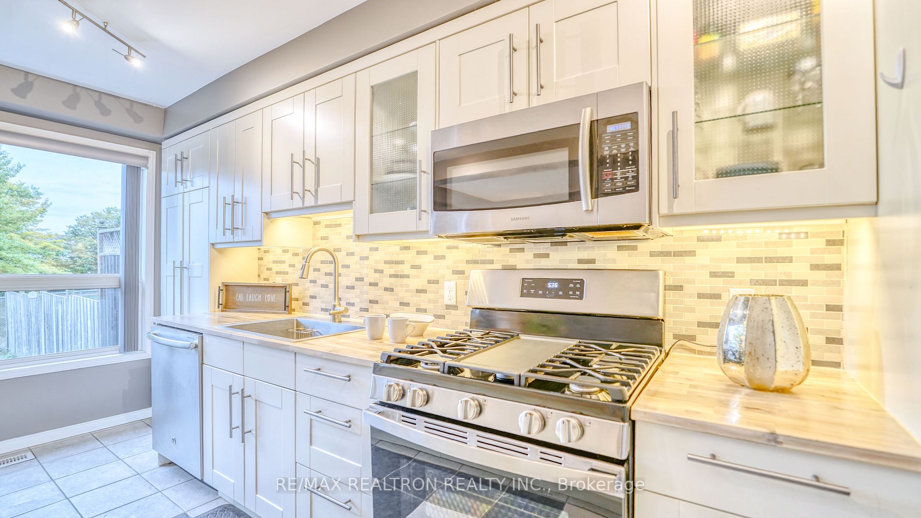 18 Cornish Dr