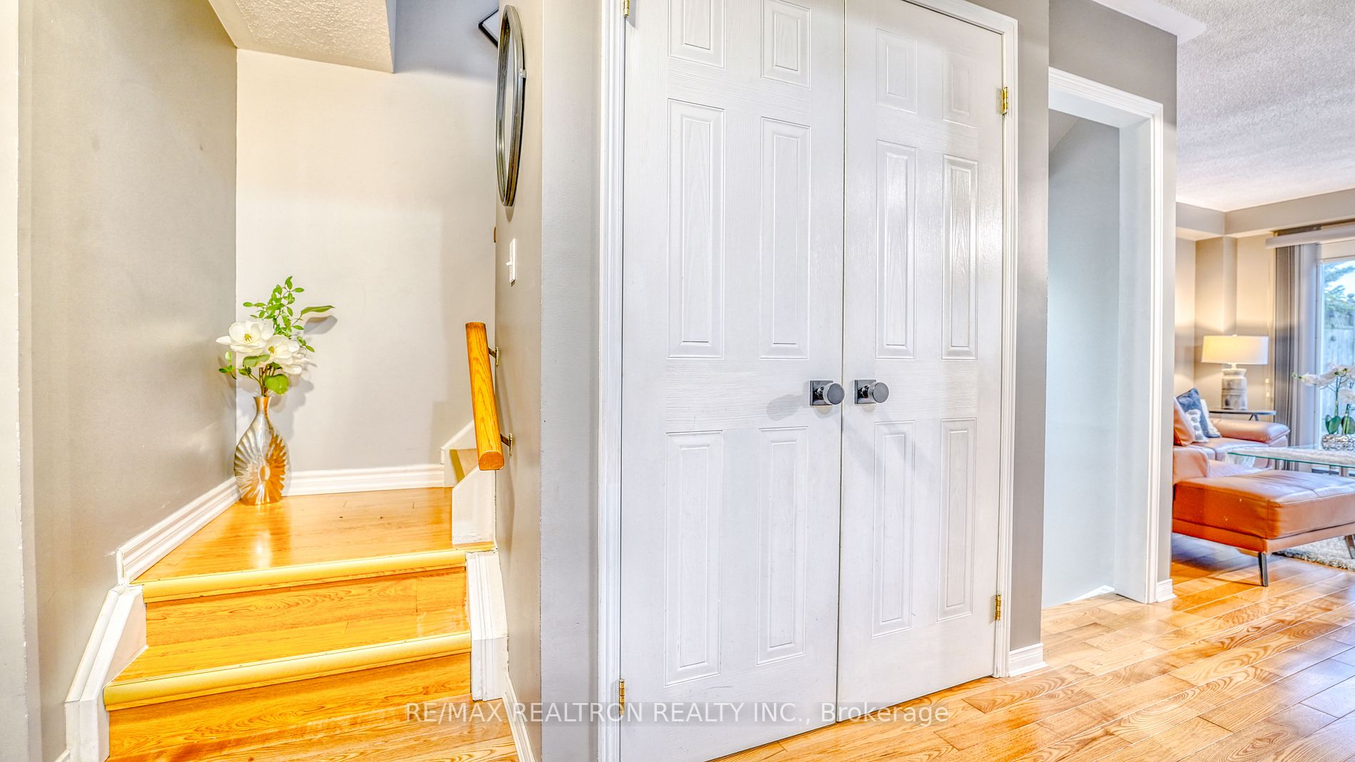 18 Cornish Dr