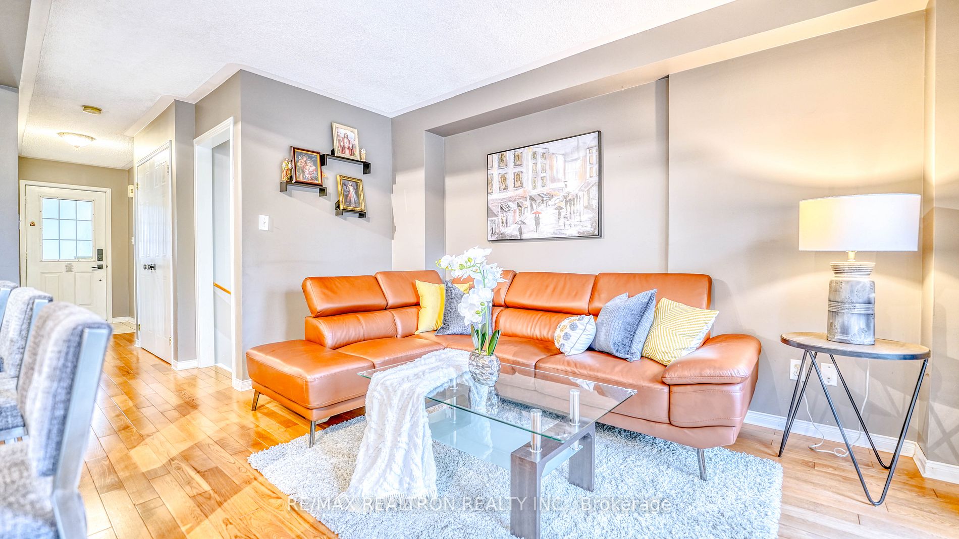 18 Cornish Dr