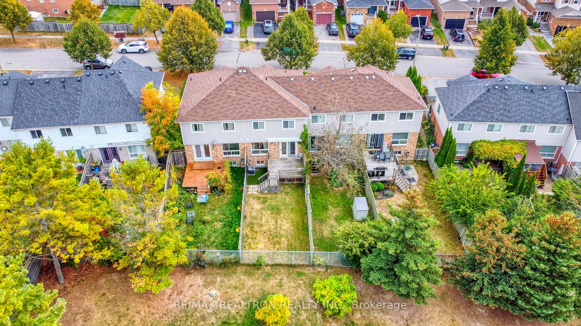 18 Cornish Dr